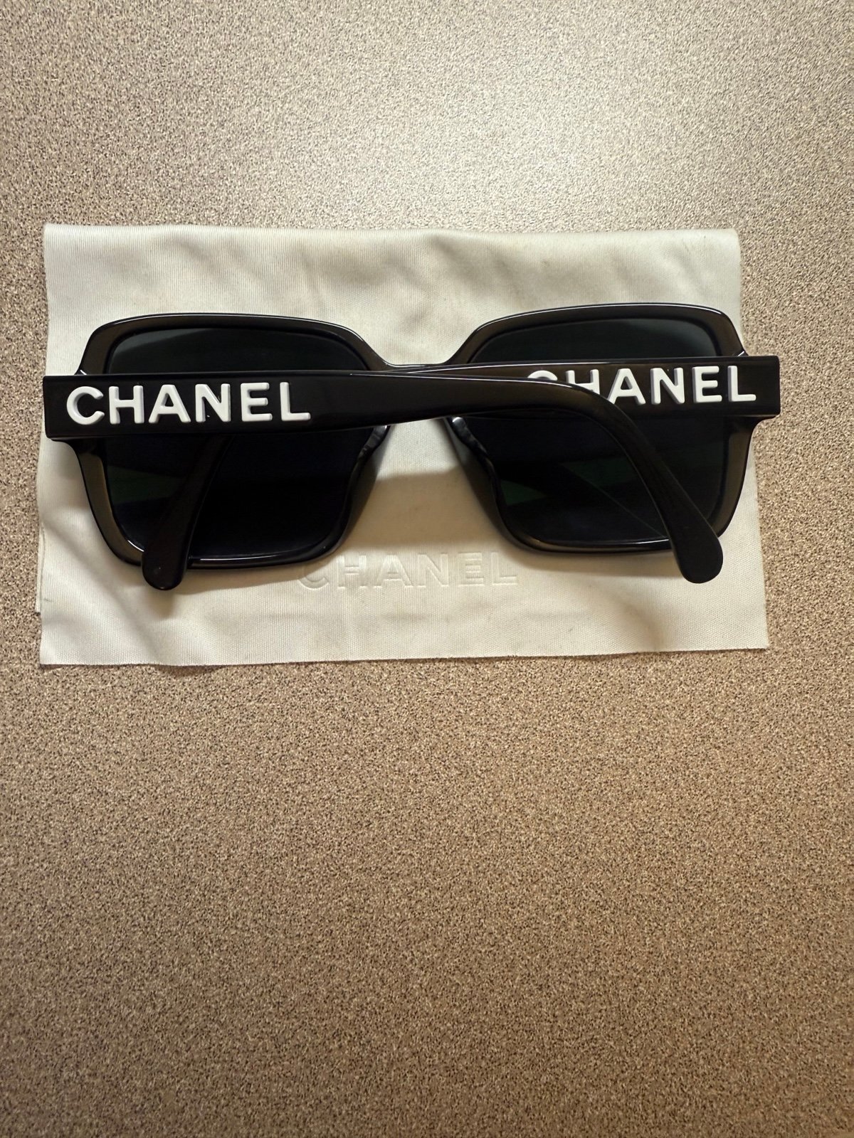 Chanel 5407-A black white logo square sunglasses