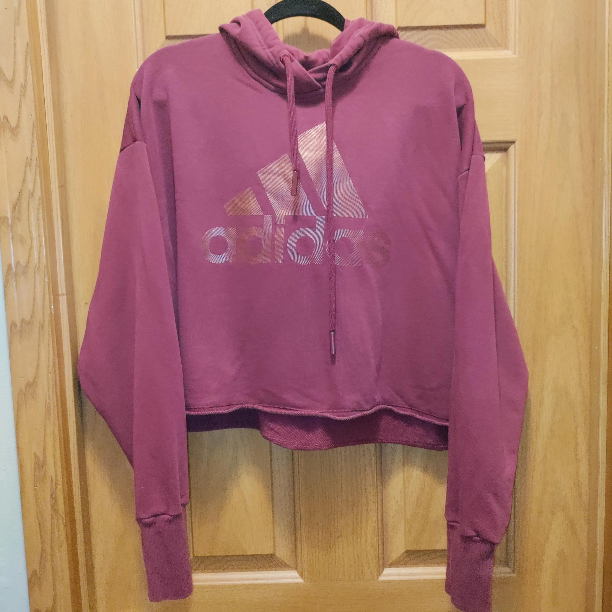 Adidas Crop Hoodie Women’s Large Burgundy Logo Pullover Long Sleeve Sweatshirt