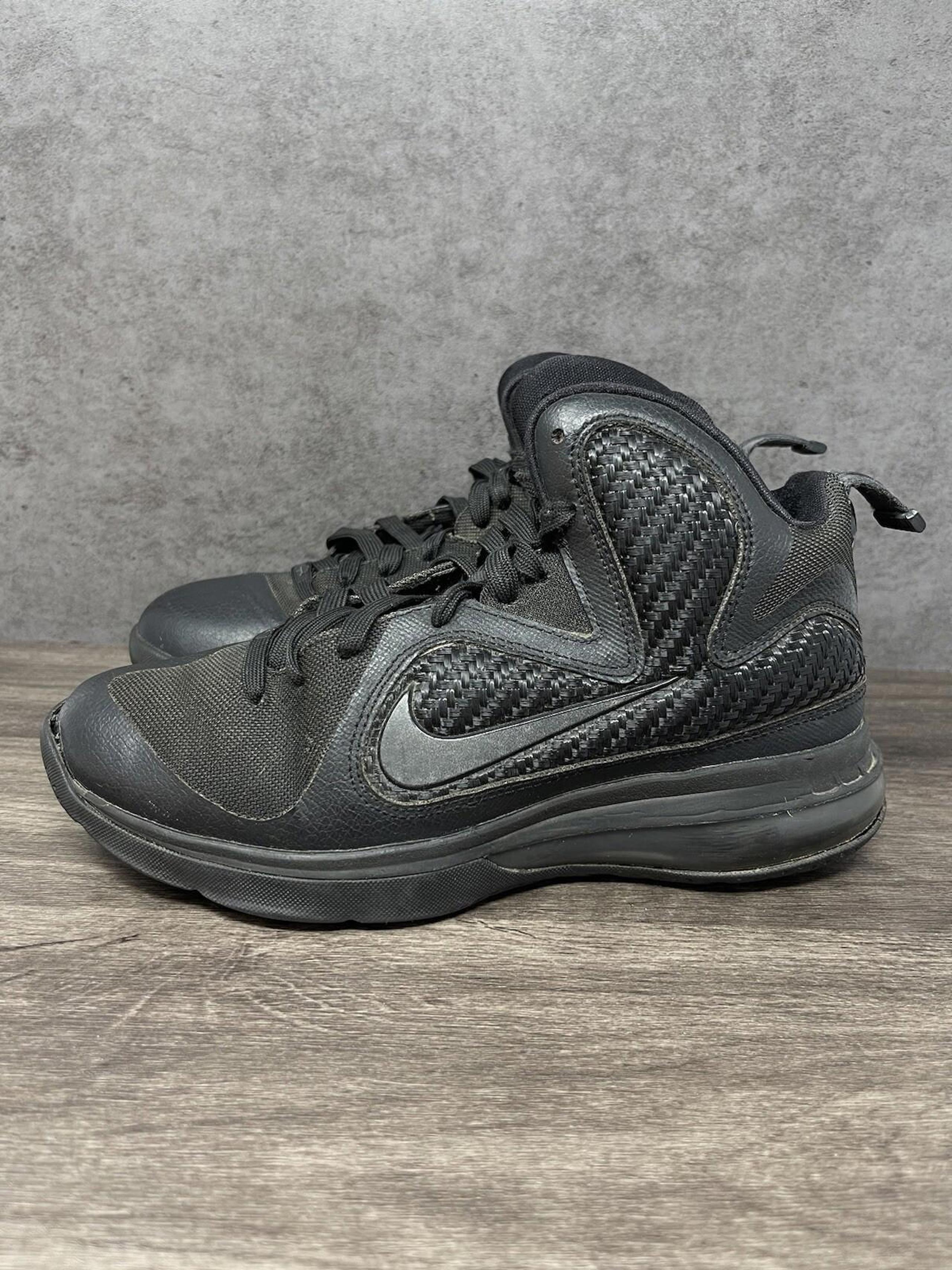 Nike Lebron 9 Size 4.5Y GS / 6 Wmns Blackout Basketball Shoe 472664-002 Air Max