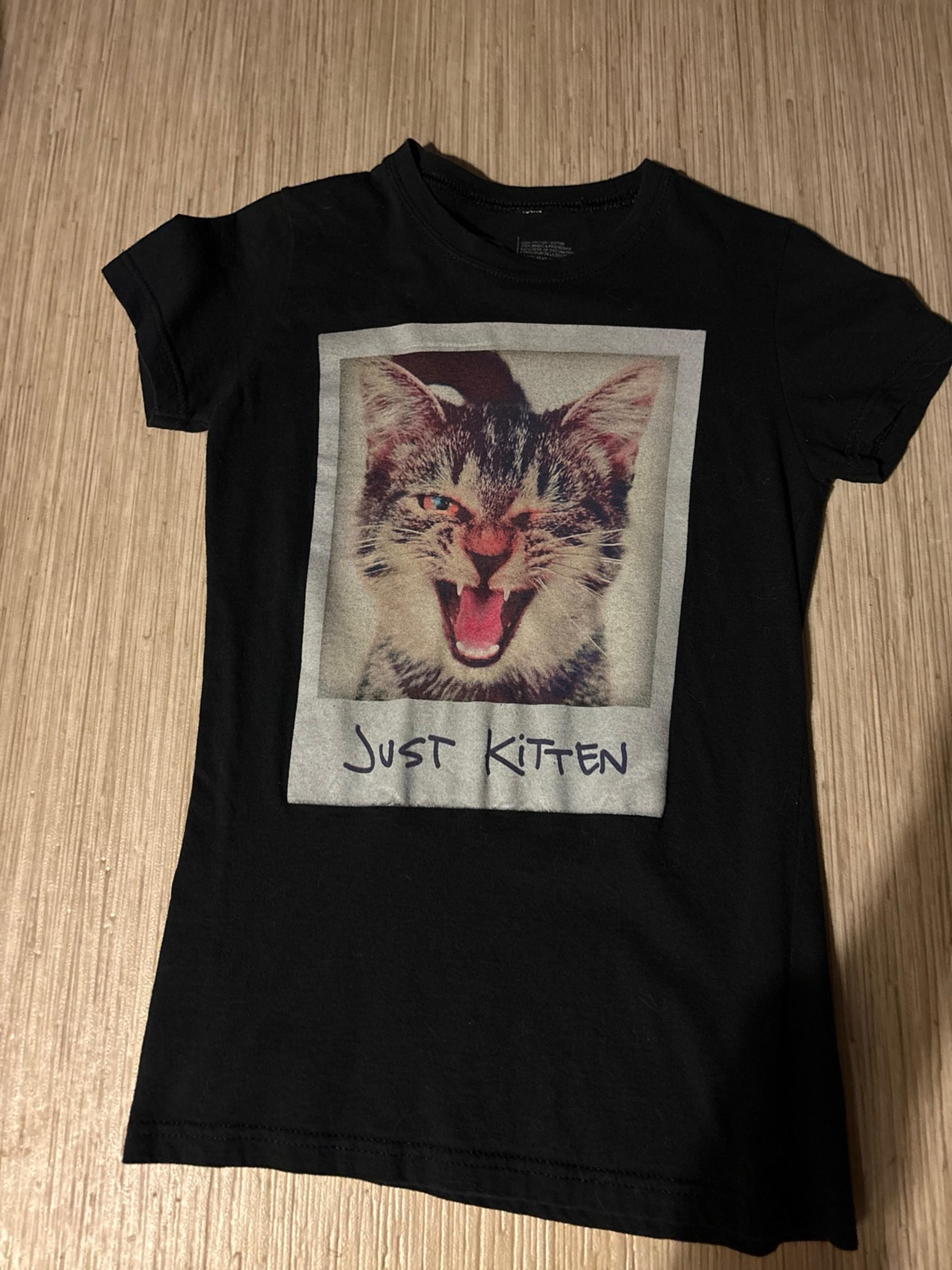 Just Kitten Y2K baby tee
