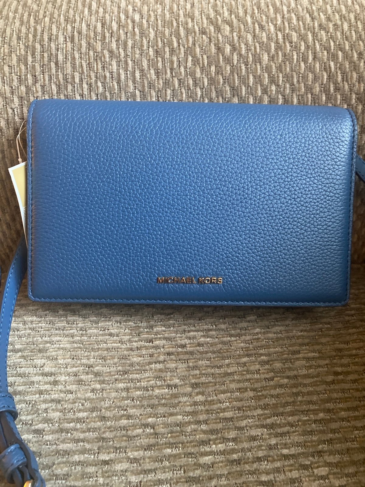 Michael kors jet set crossbody