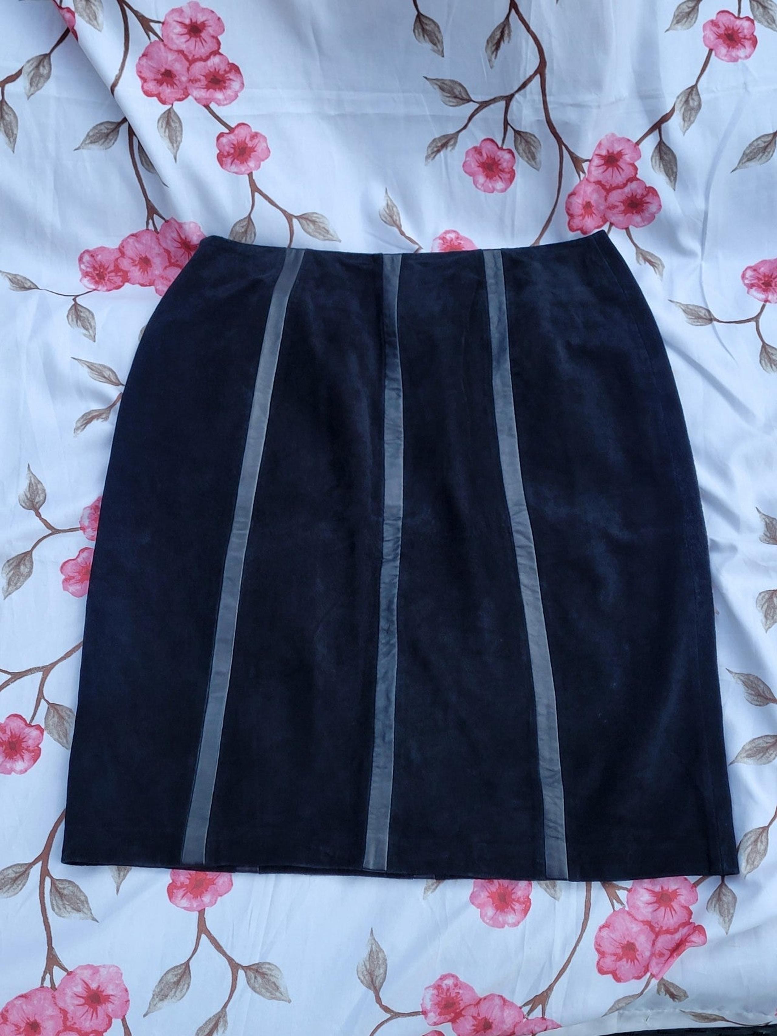 Alfani sz8 black Suede Pencil Skirt