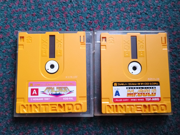 Lot of 2 Famicom Disk system games Falsion , Mr GOLD