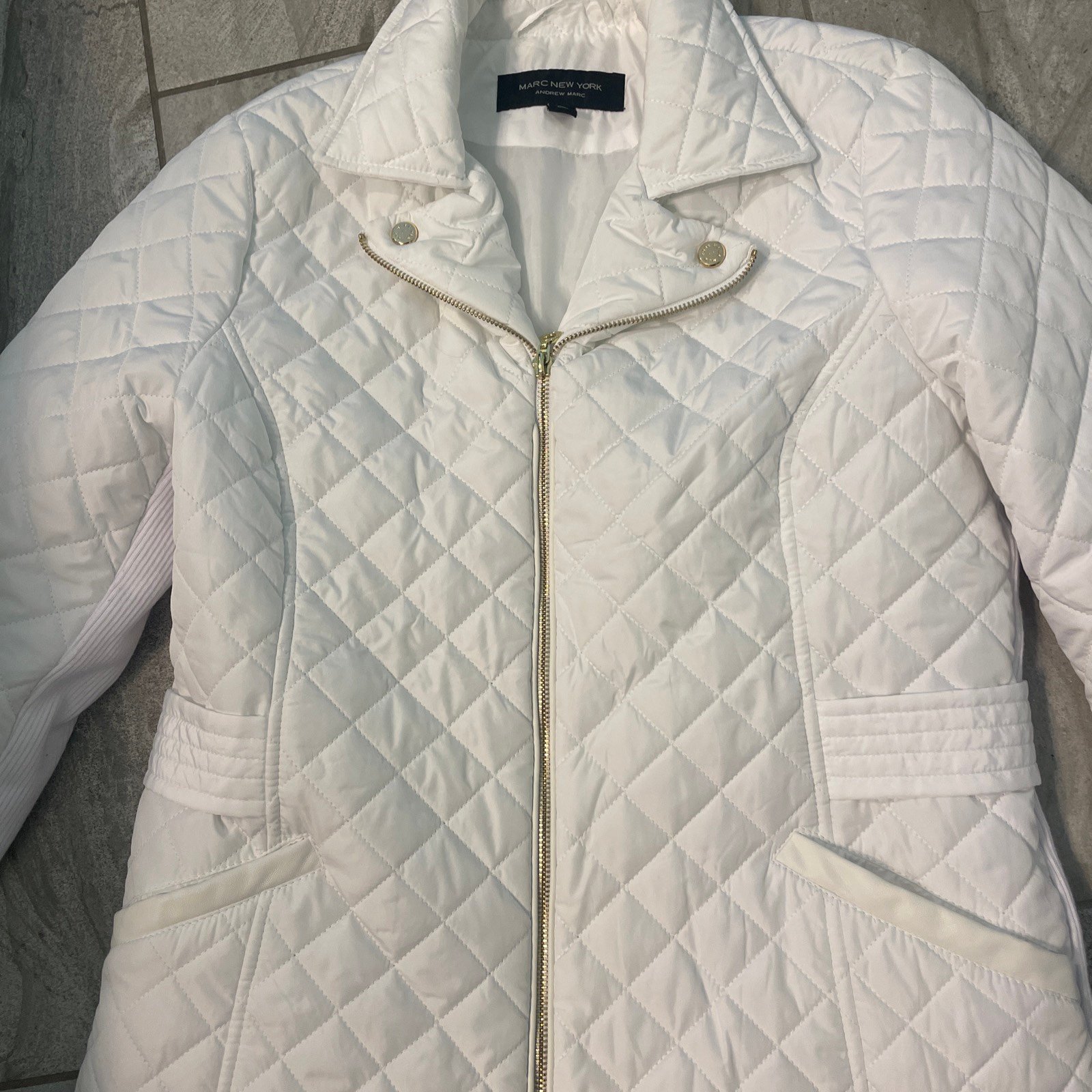 Marc New York White Quilted Jacket Medium Excellent Condition