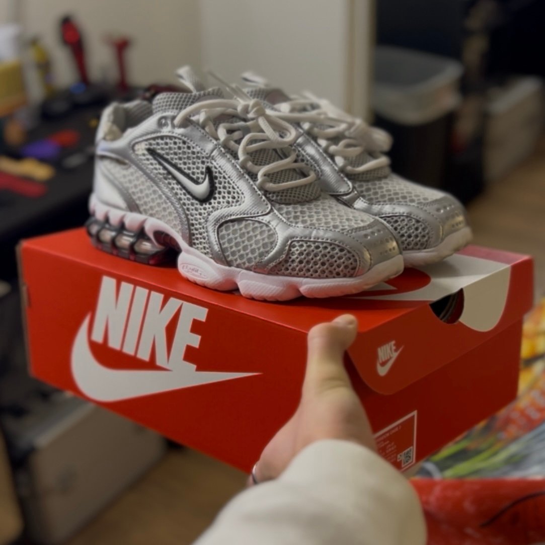 Nike Spiridon Cage “Metallic Silver”