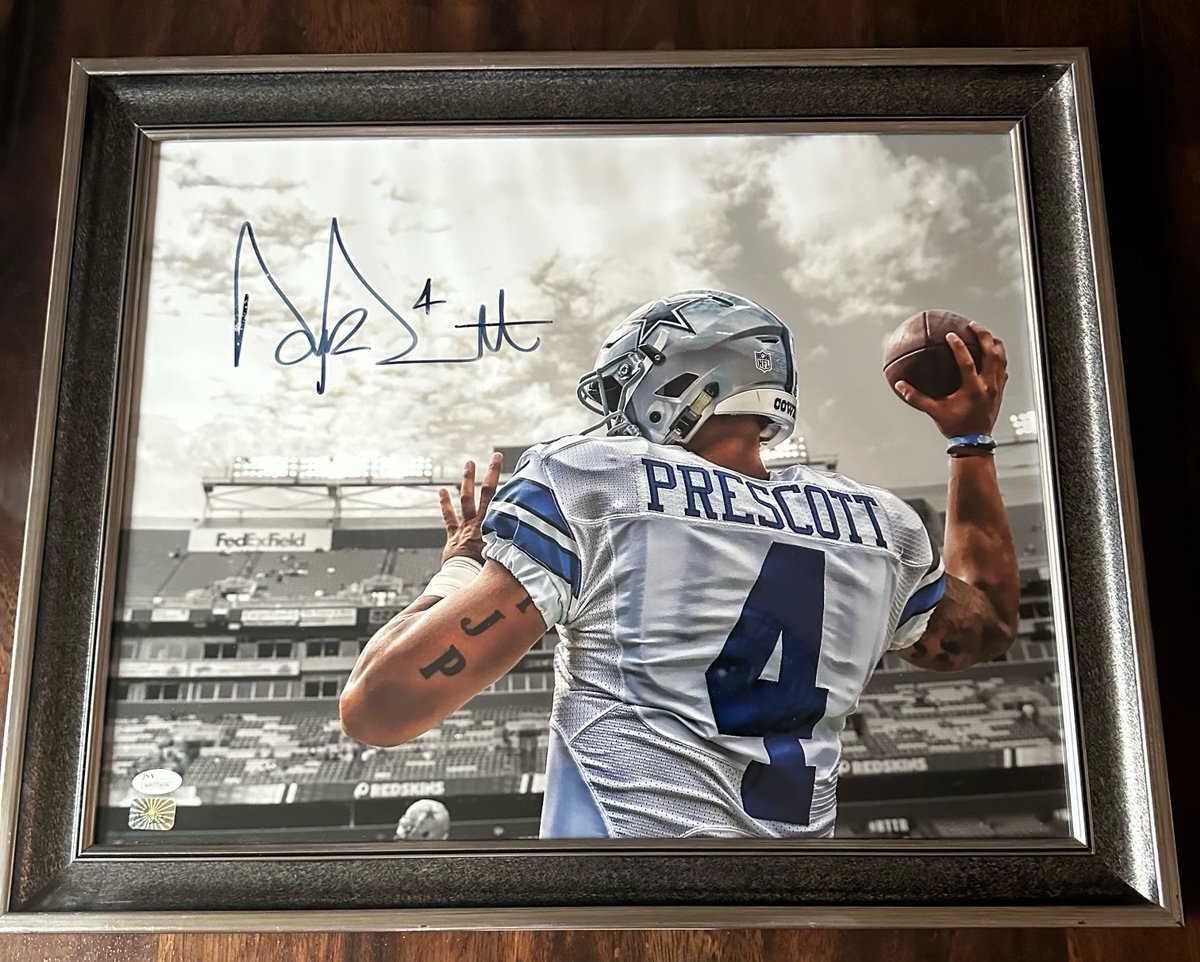 Dak Prescott 16 x 20 Autographed Photo (SEE DESCRIPTION)