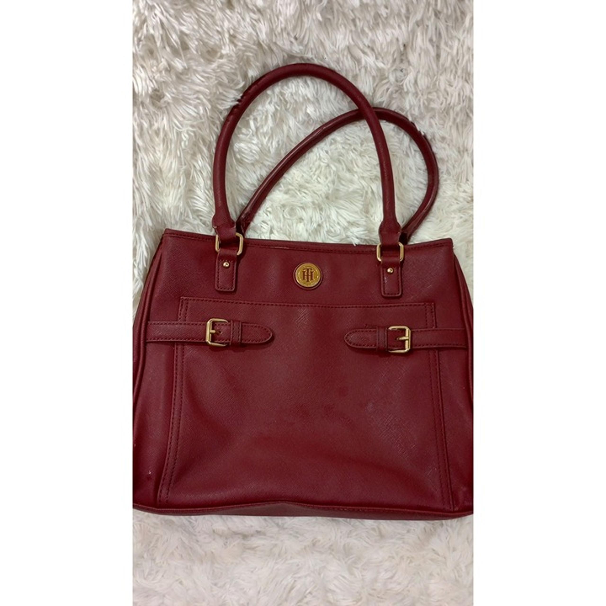 Tommy Hilfiger Red Faux Leather Tote Bag With Gold Accents 12" X 9" X 5"