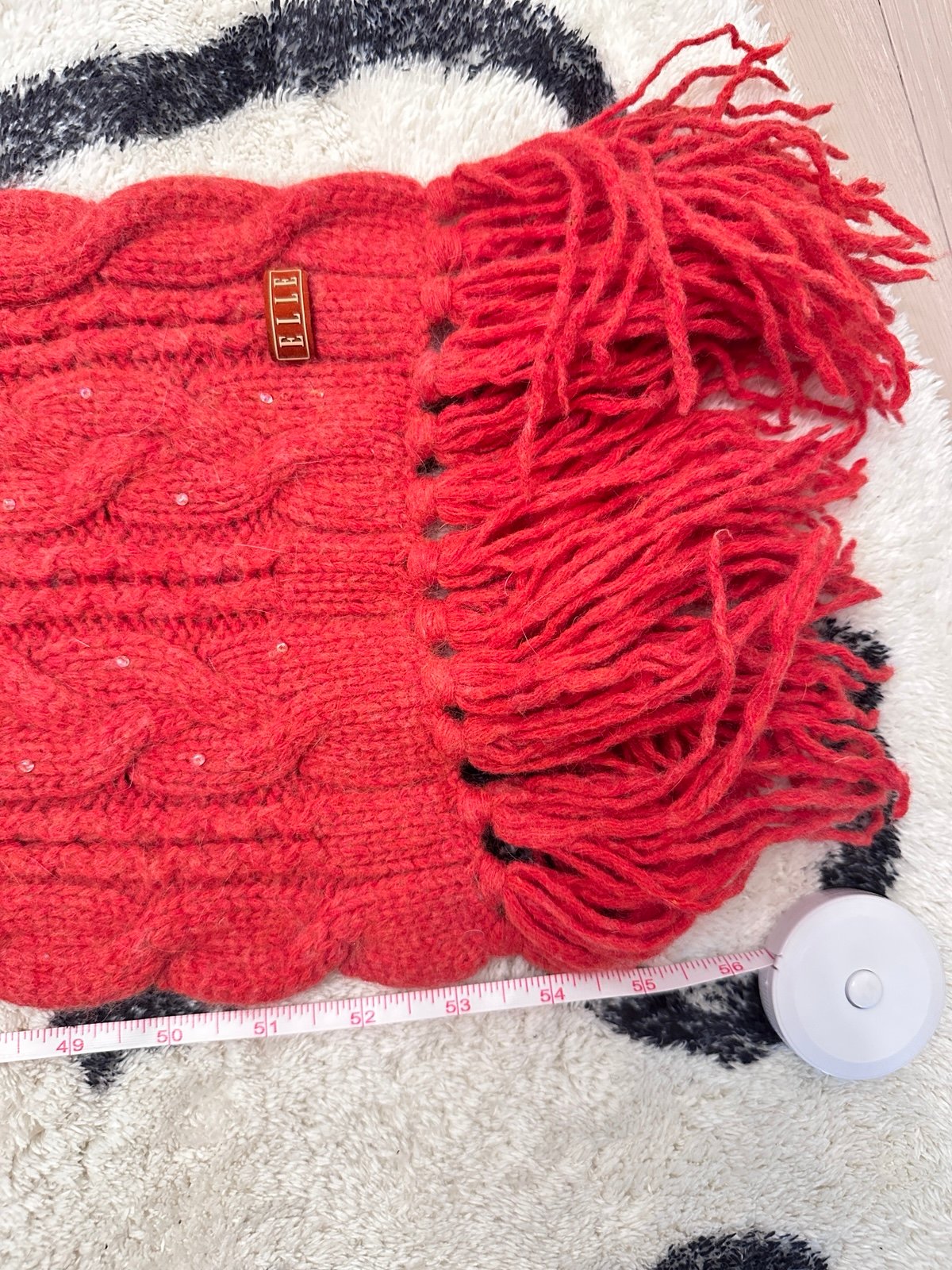 ELLE scarf and matching gloves