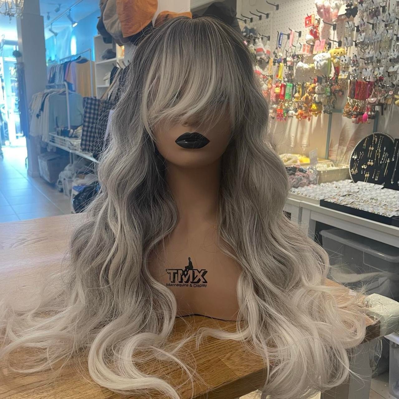 Human hair blend ash gray to platinum blonde wig