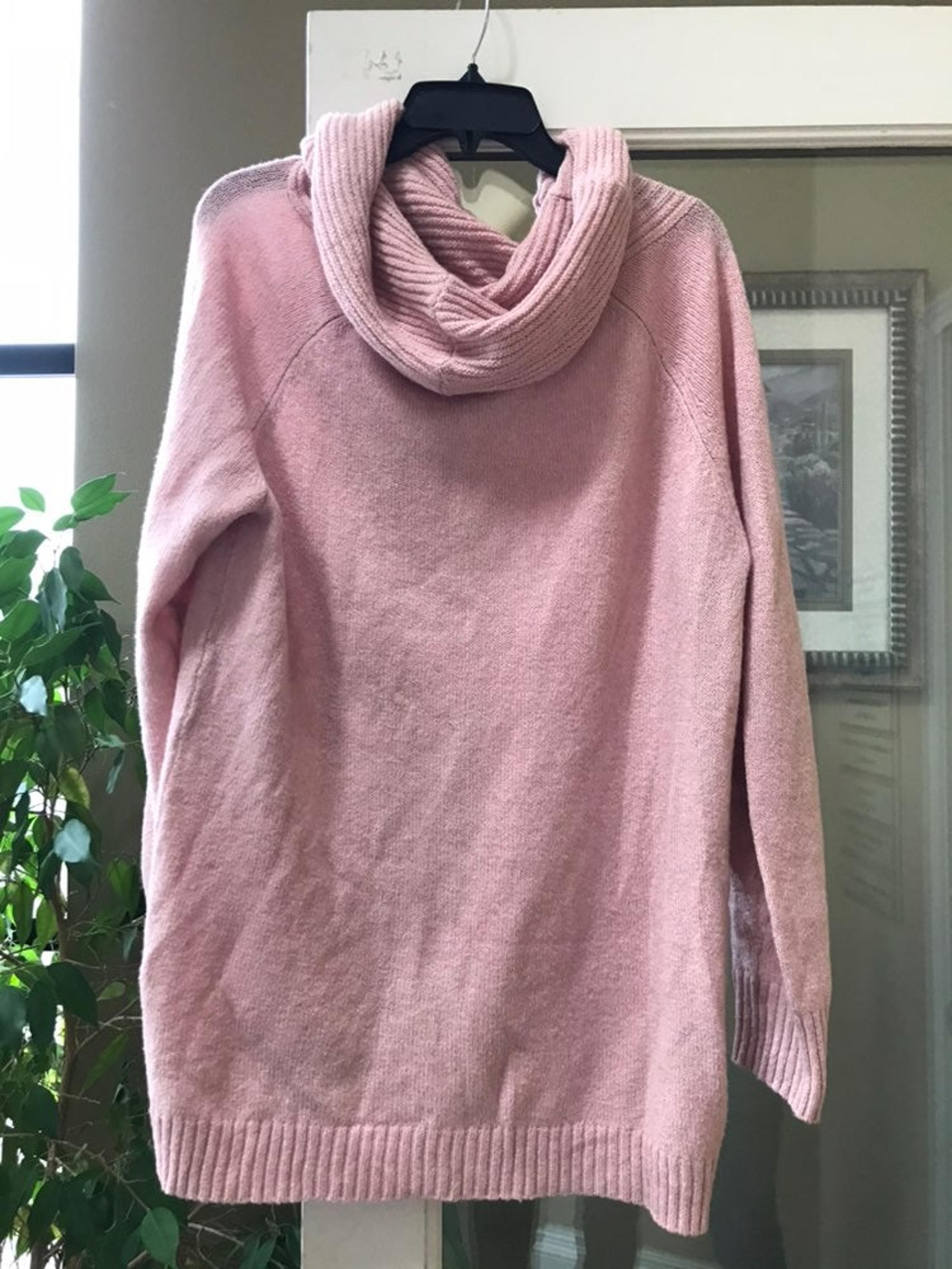 Women's Pink Turtle Neck Sweater