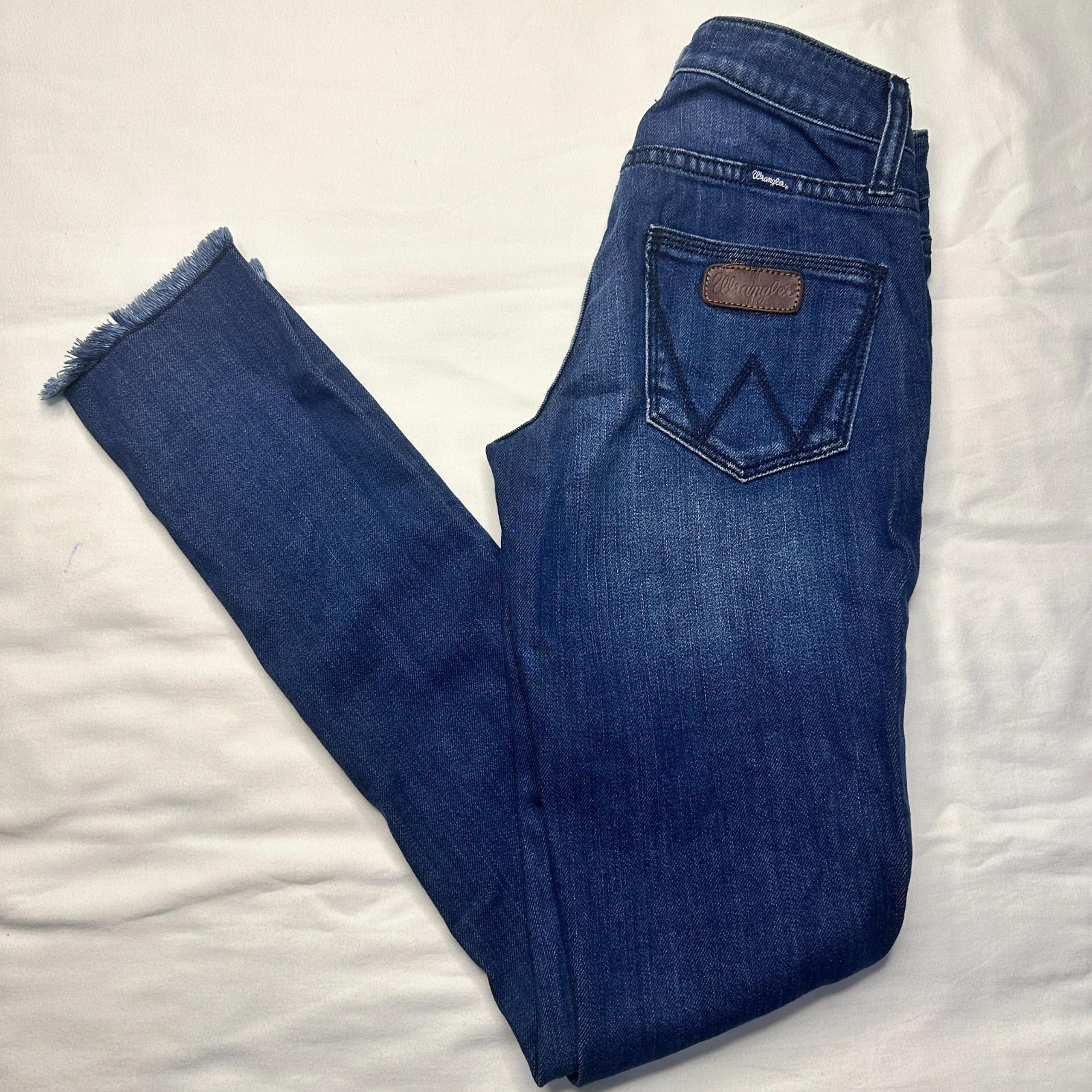 Womens Skinny Jeans 0/31 Boho Western Denim Floral Embroidered Raw Hem - Wrangler