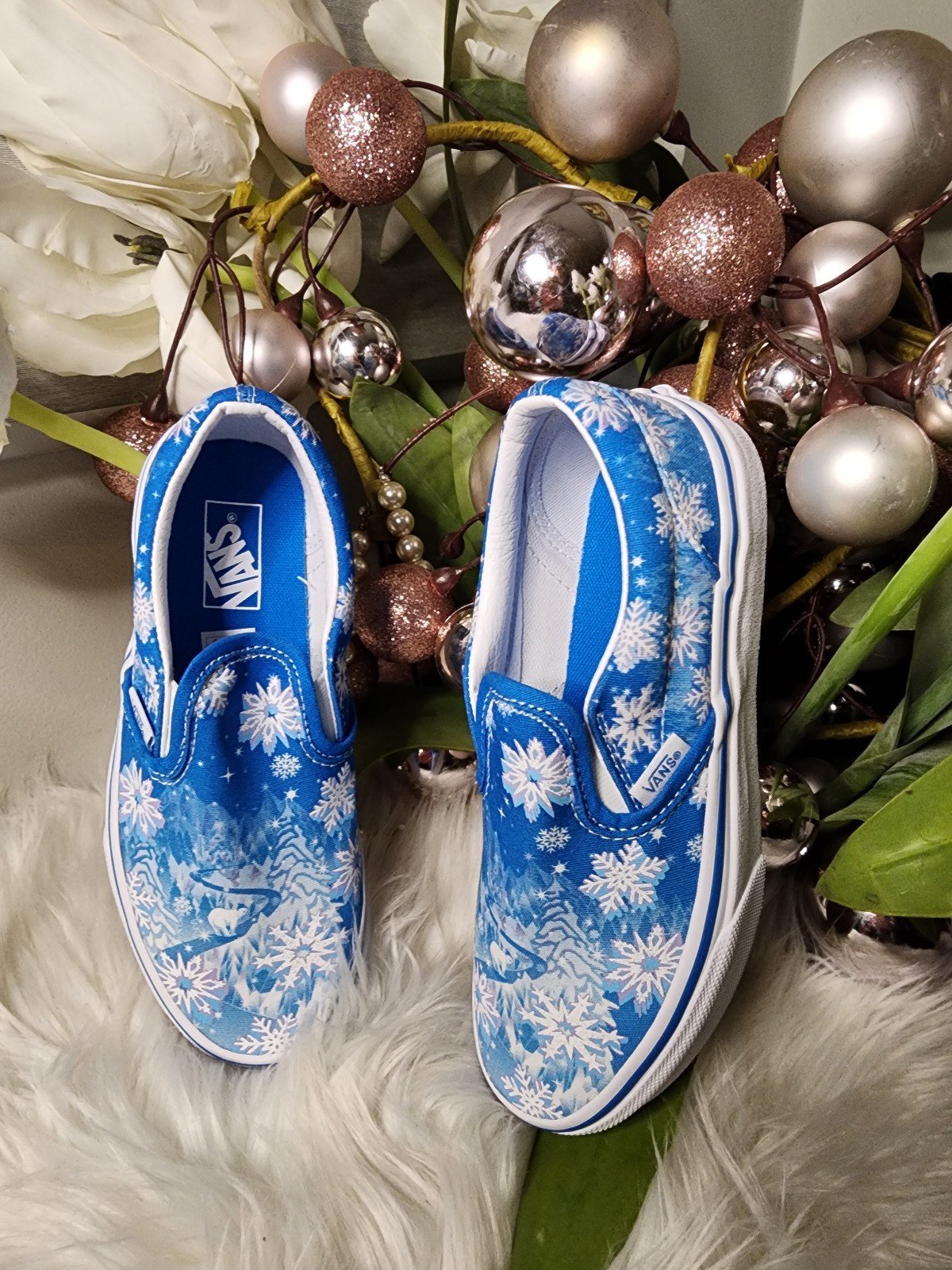 Vans CLASSIC SLIP-ON V KIDS 'SNOWFLAKES - WINTER WONDERLAND size2.5