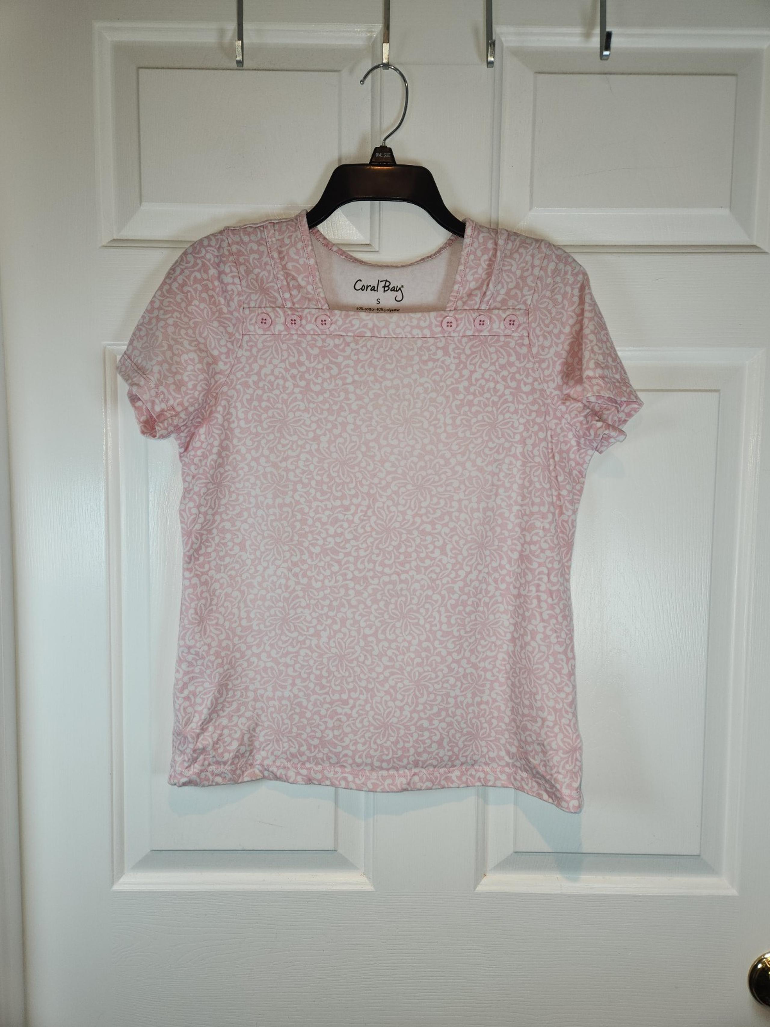 Women's sz S Pink White Short Sleeved T Shirt by Coral Bay Square Neckline