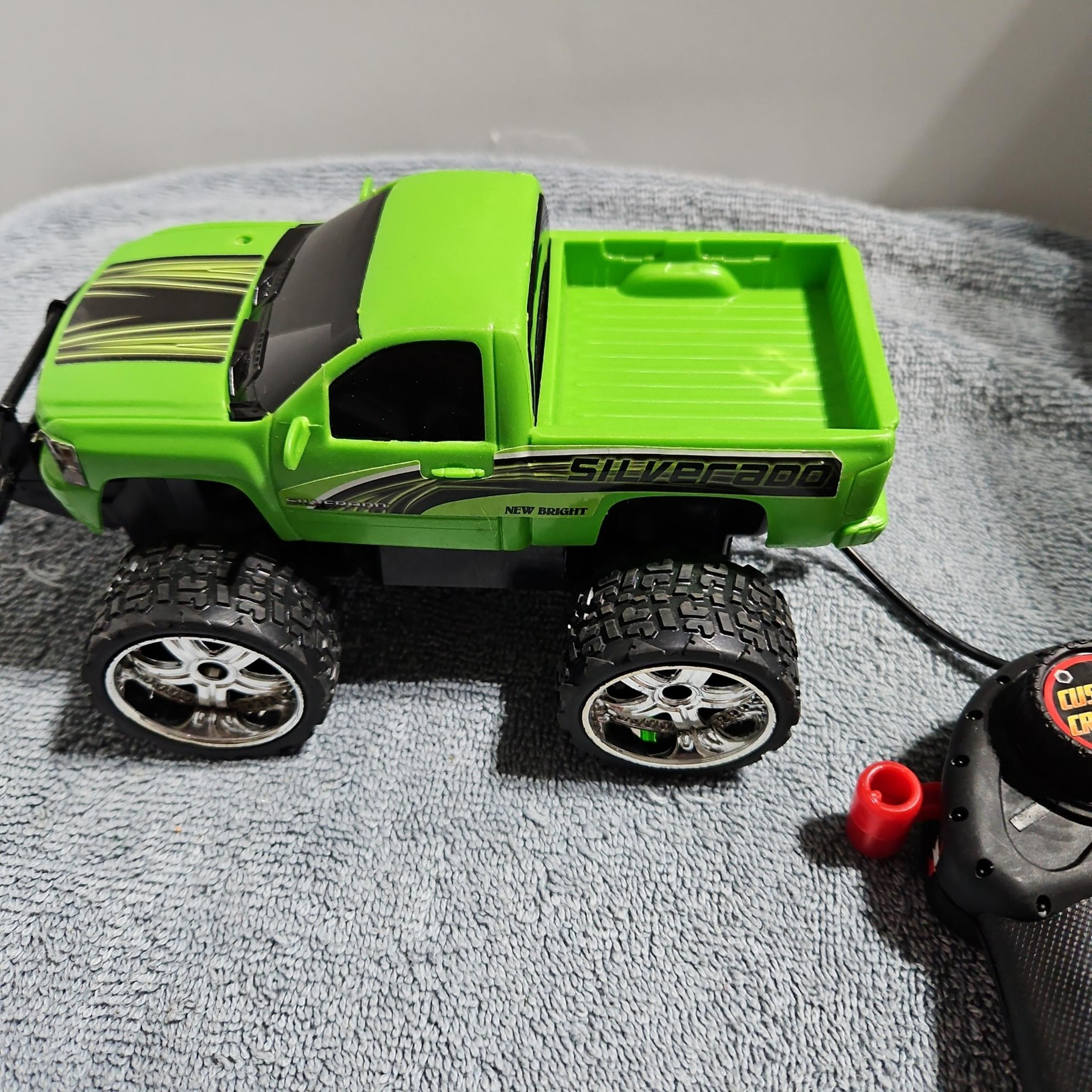 New Bright custom cruiser chevy Silverado remote truck