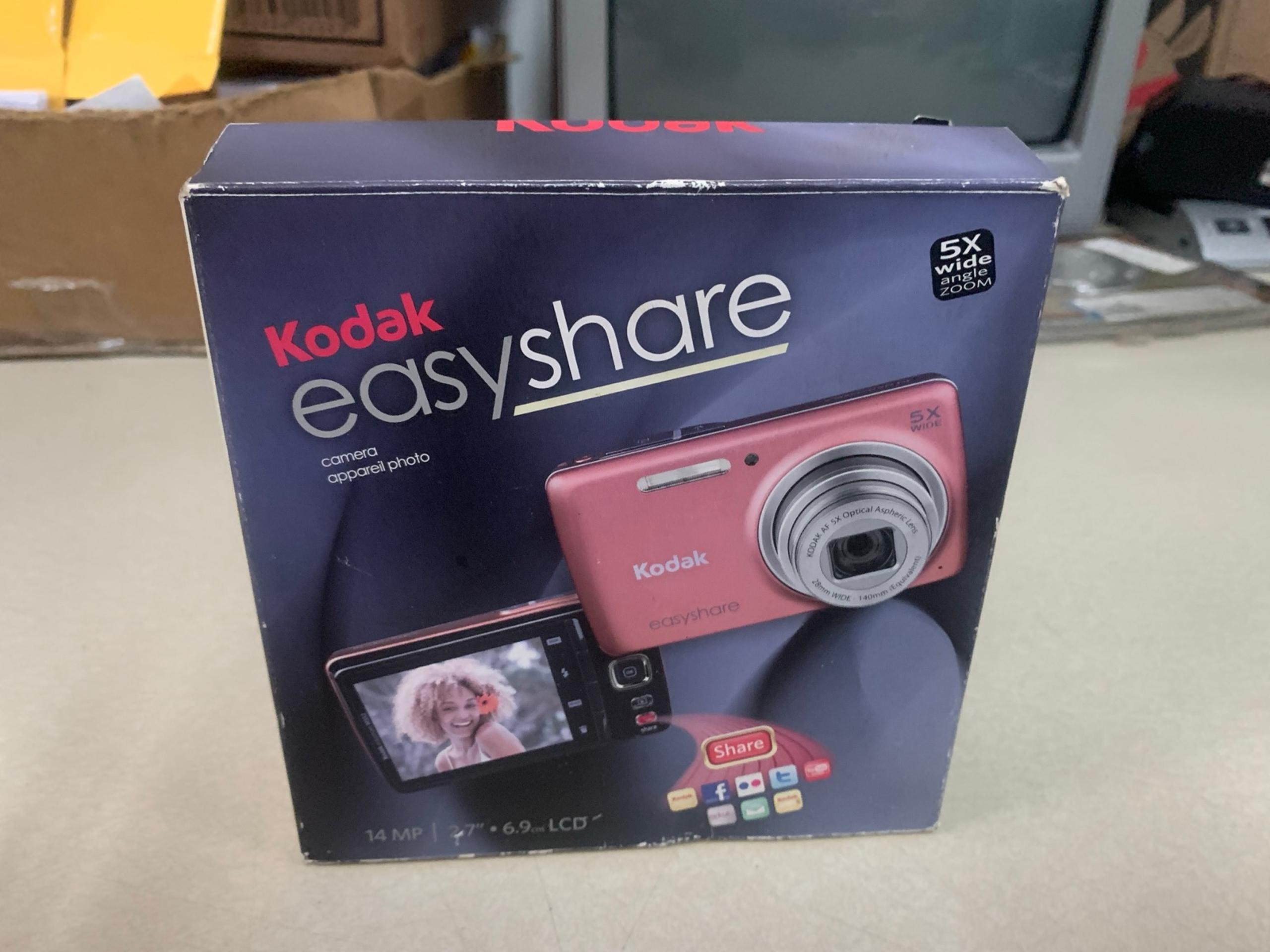 Kodak Easy Share M552 Camera 14MP With Box Paperwork And Charger Tested