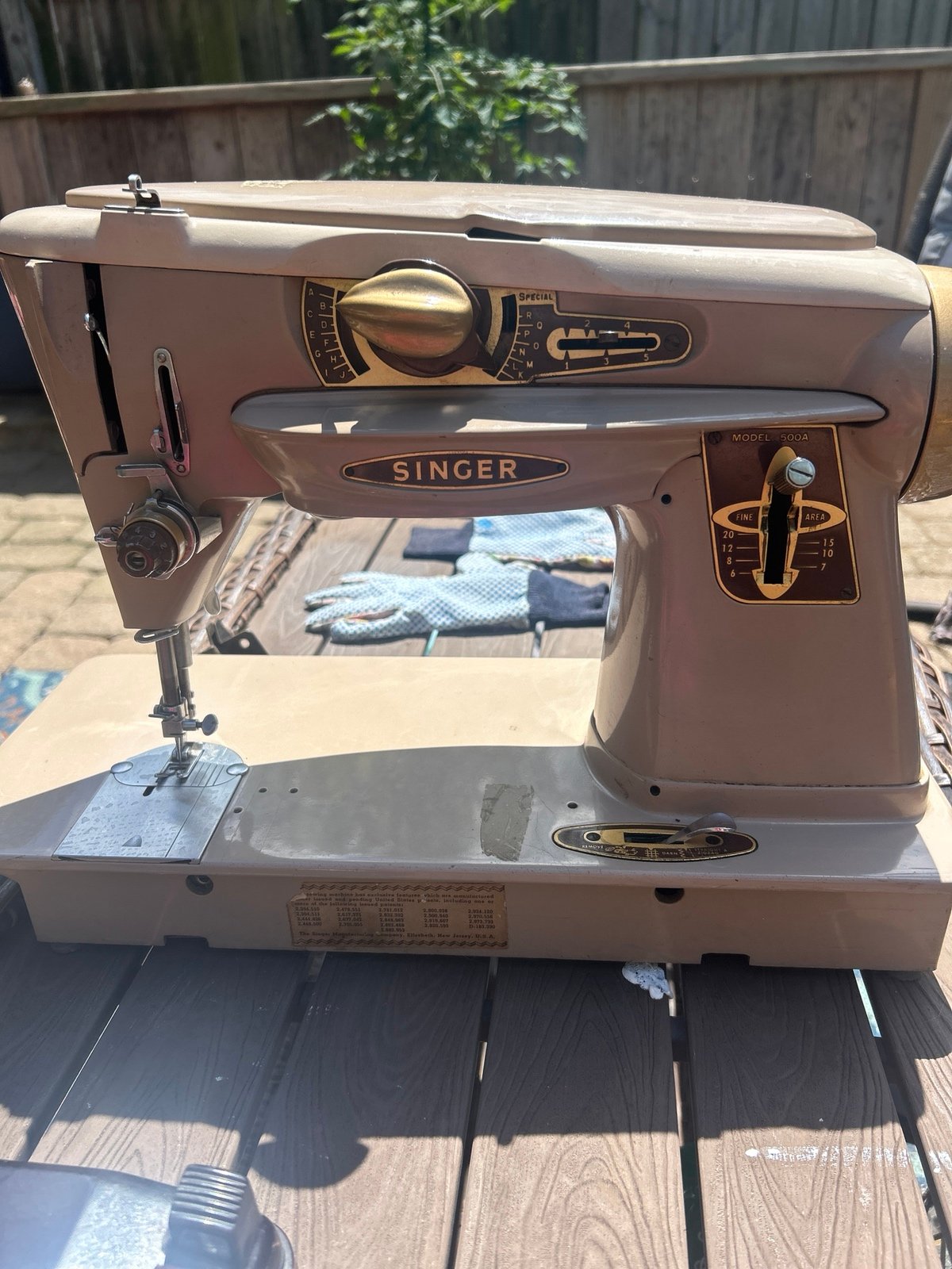 VINTAGE Singer “Rocketeer” 503A Slant-O-Matic Sewing Machine