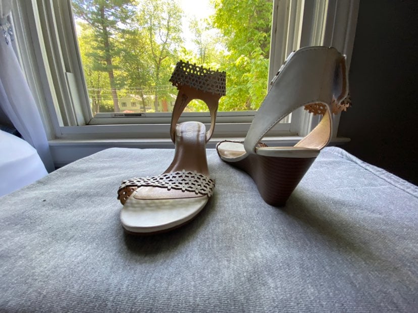 Xoxo sadler deals wedge sandals
