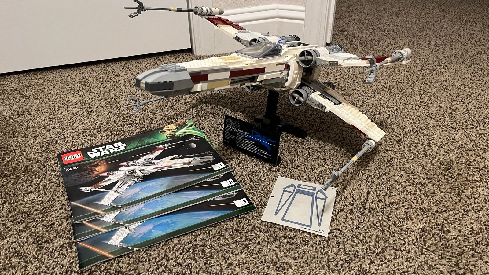 LEGO Star Wars UCS X-Wing (2nd Edition) 10240 - 100% Complete