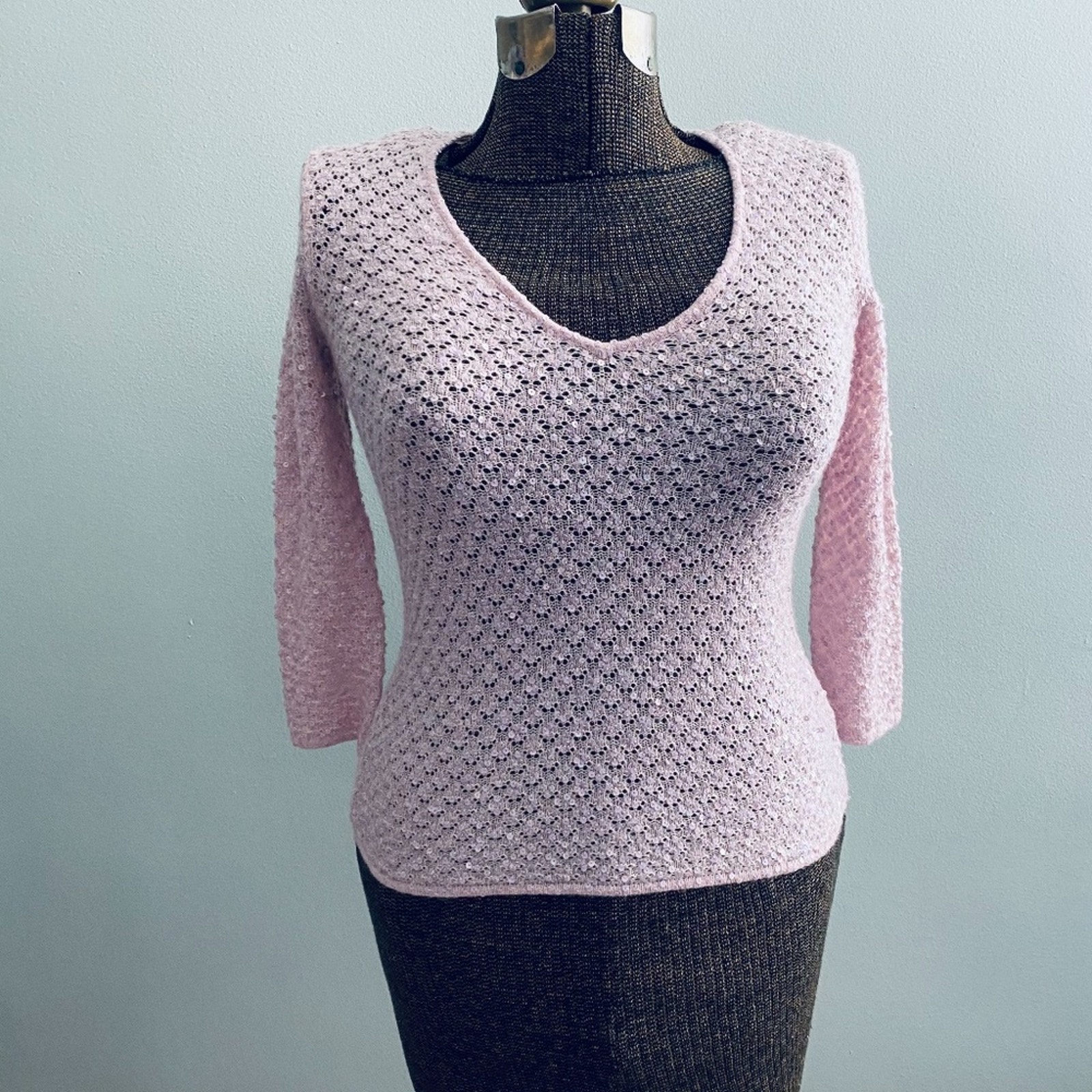 Saks 5th Avenue pink sheer 100% cashmere sweater
