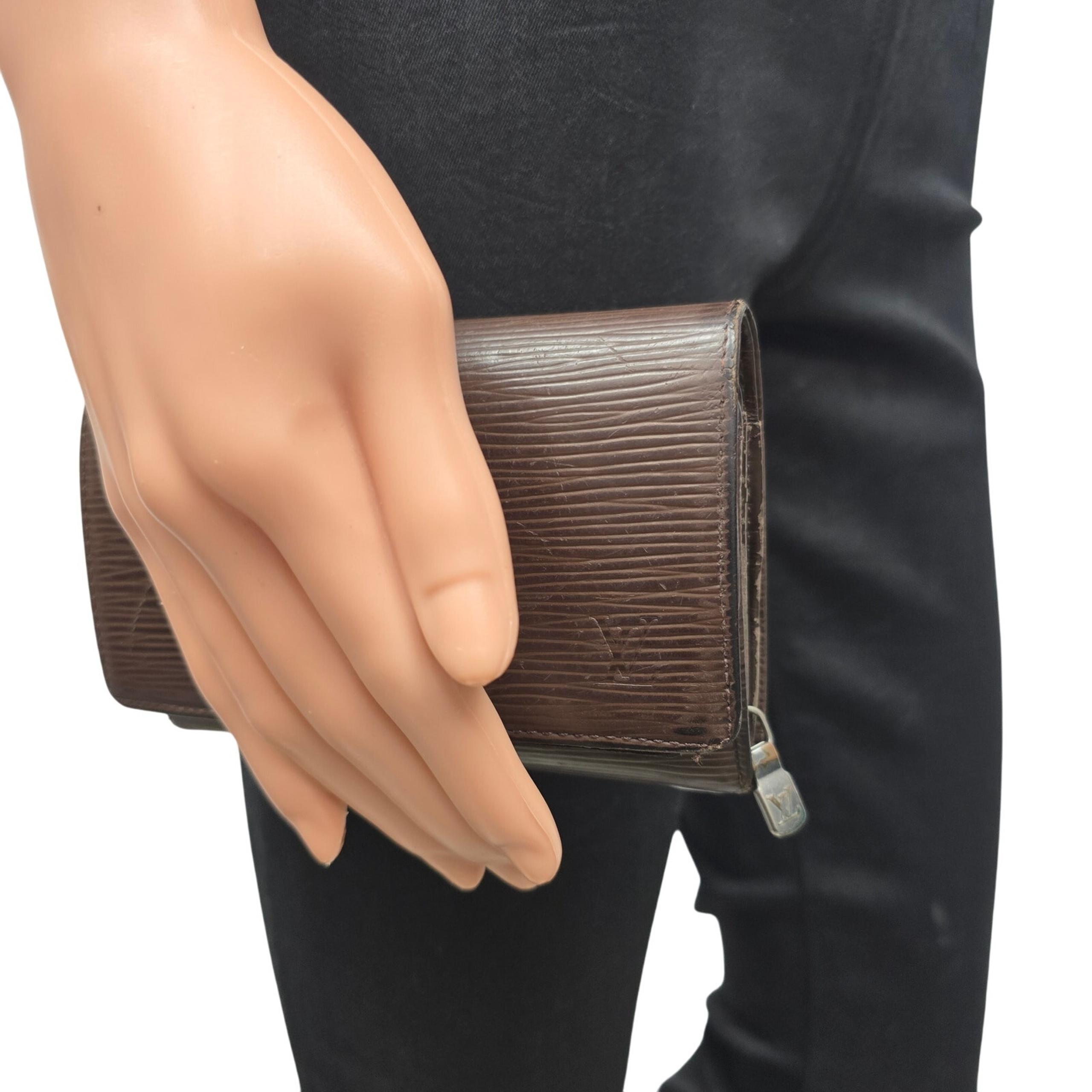 LOUIS VUITTON Epi Leather Wallet Portefeuille Monnaie Bifold Brown Moka Vintage