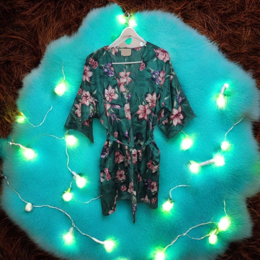 Vintage Small Angelique Green and Pink Floral Robe
