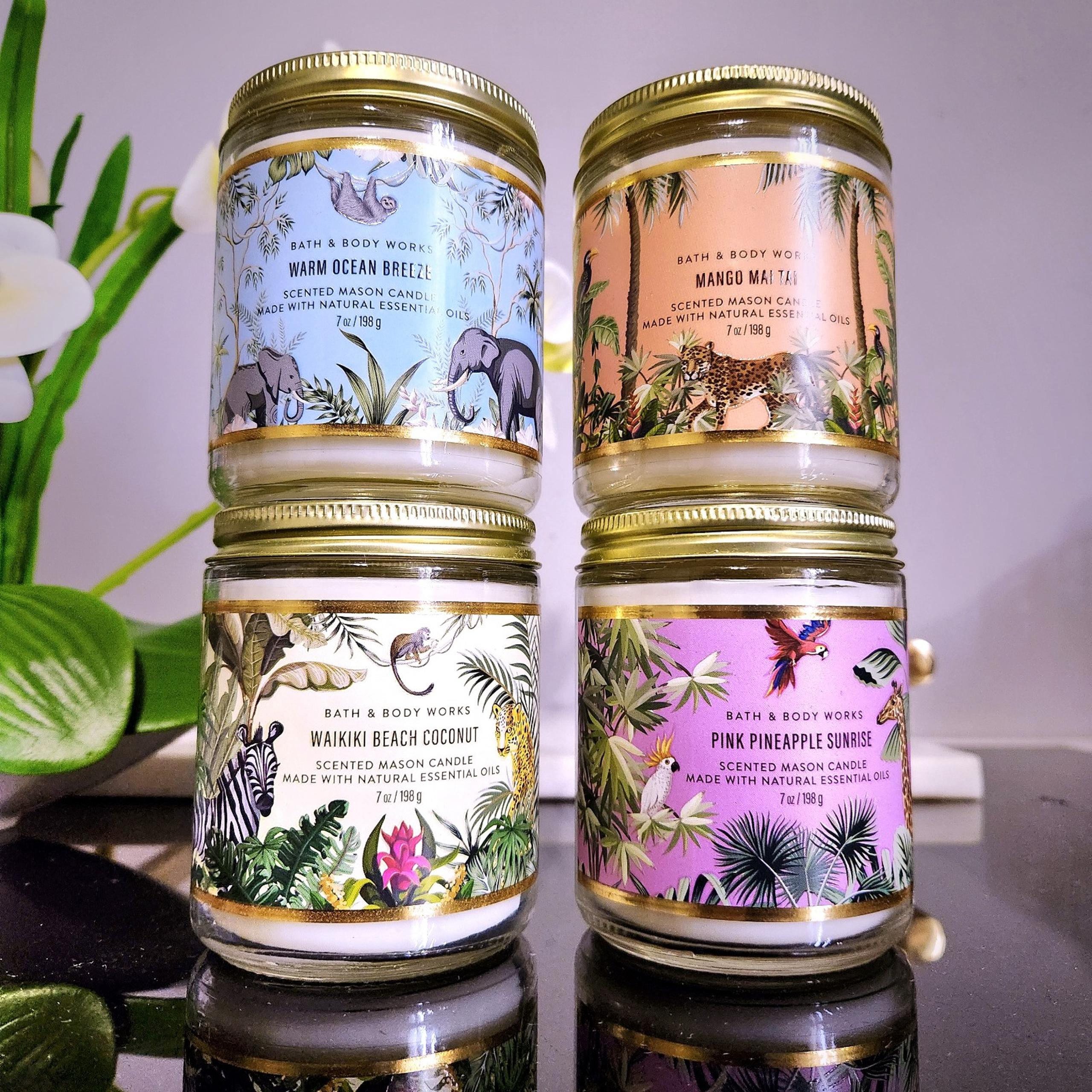 4 Safari jungle Single Wick Candles. 7oz bath and body works. New Discontinued