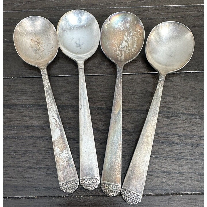 Lots Of 4 Oneida Ltd 1881 Sliverplate Rogers Soup Spoon