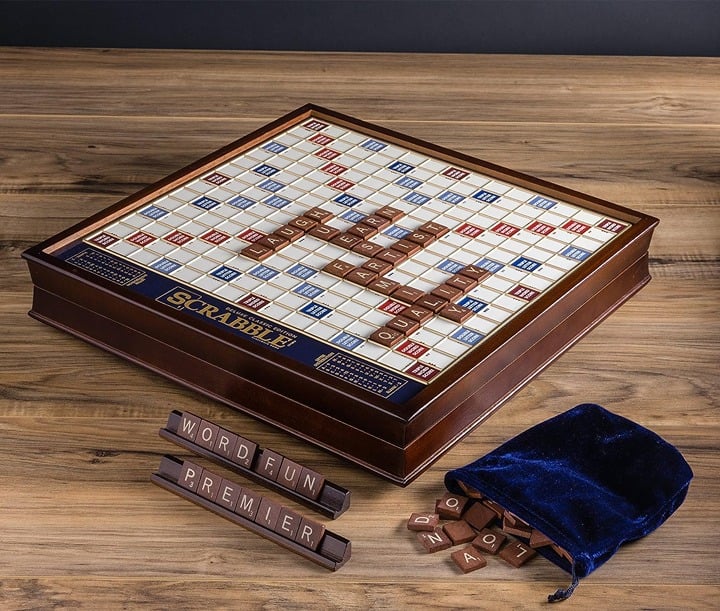 NEW Scrabble Deluxe Edition