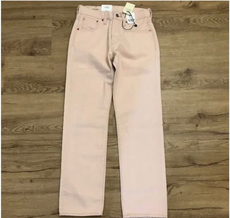 Levi’s Fresh 501 Mushroom Pink Jeans