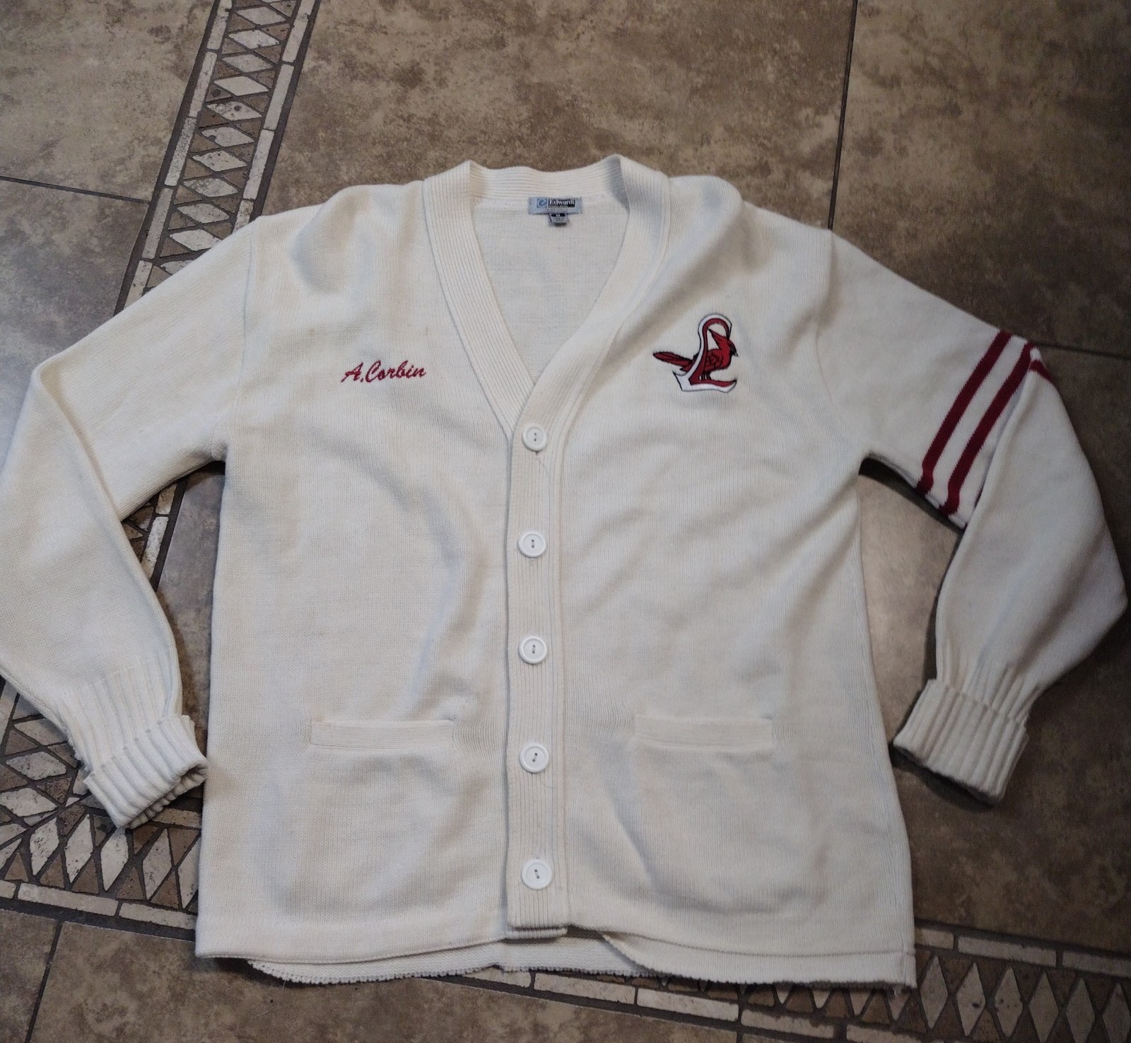 Vintage cardigan sweater for women size M