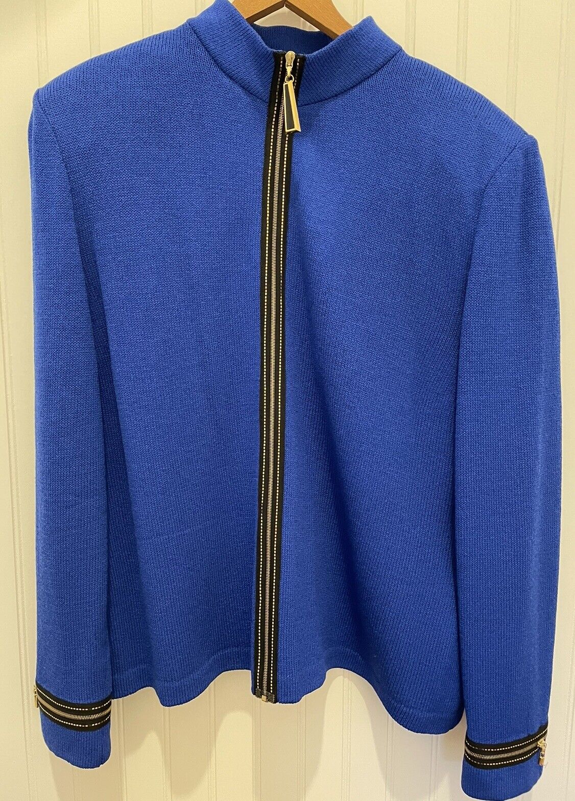 St. John Collection Blue Santana Knit Zipper Jacket Size 12 Black Gold Trim