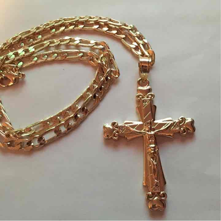 14K Gold Cross Pendant and Necklace
