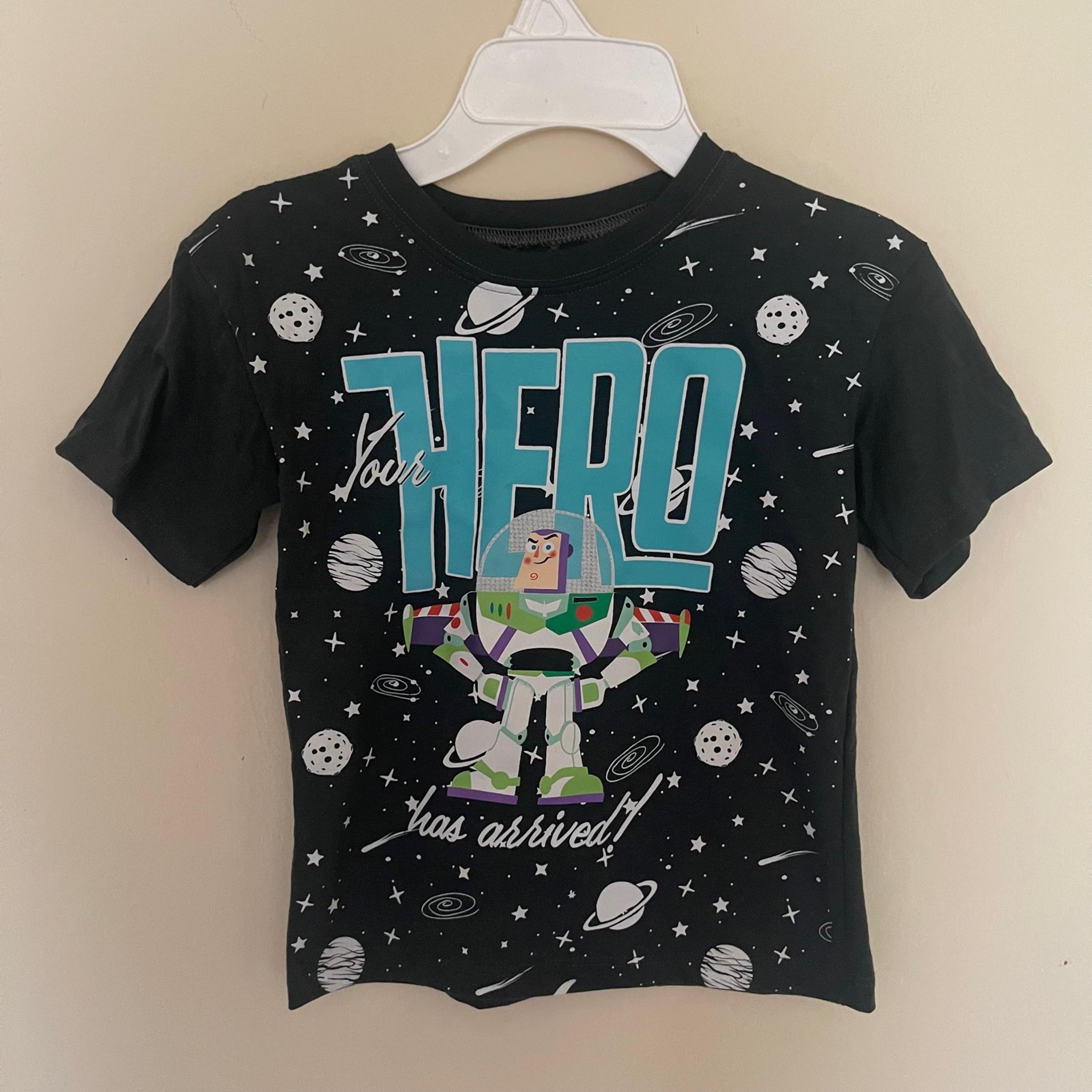 Nwot Toy Story Buzzlight Year Hero Tshirt Size 4 toddler Boys