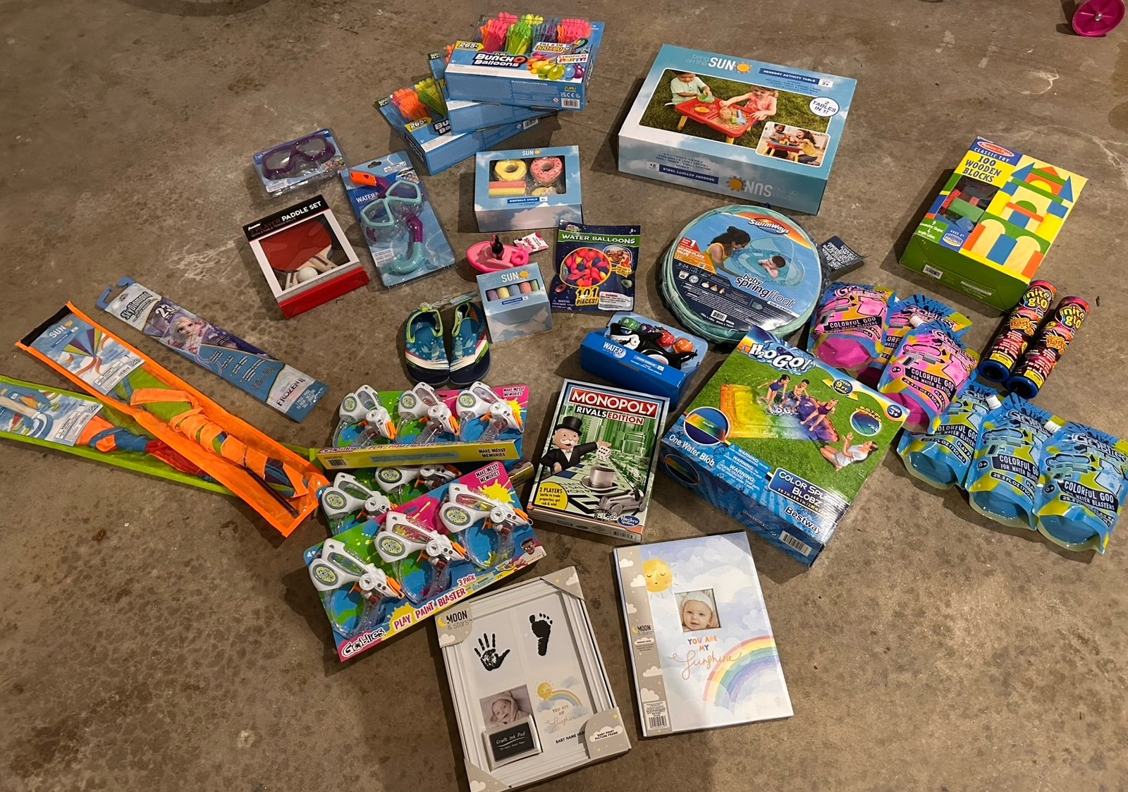 Summer toy lot