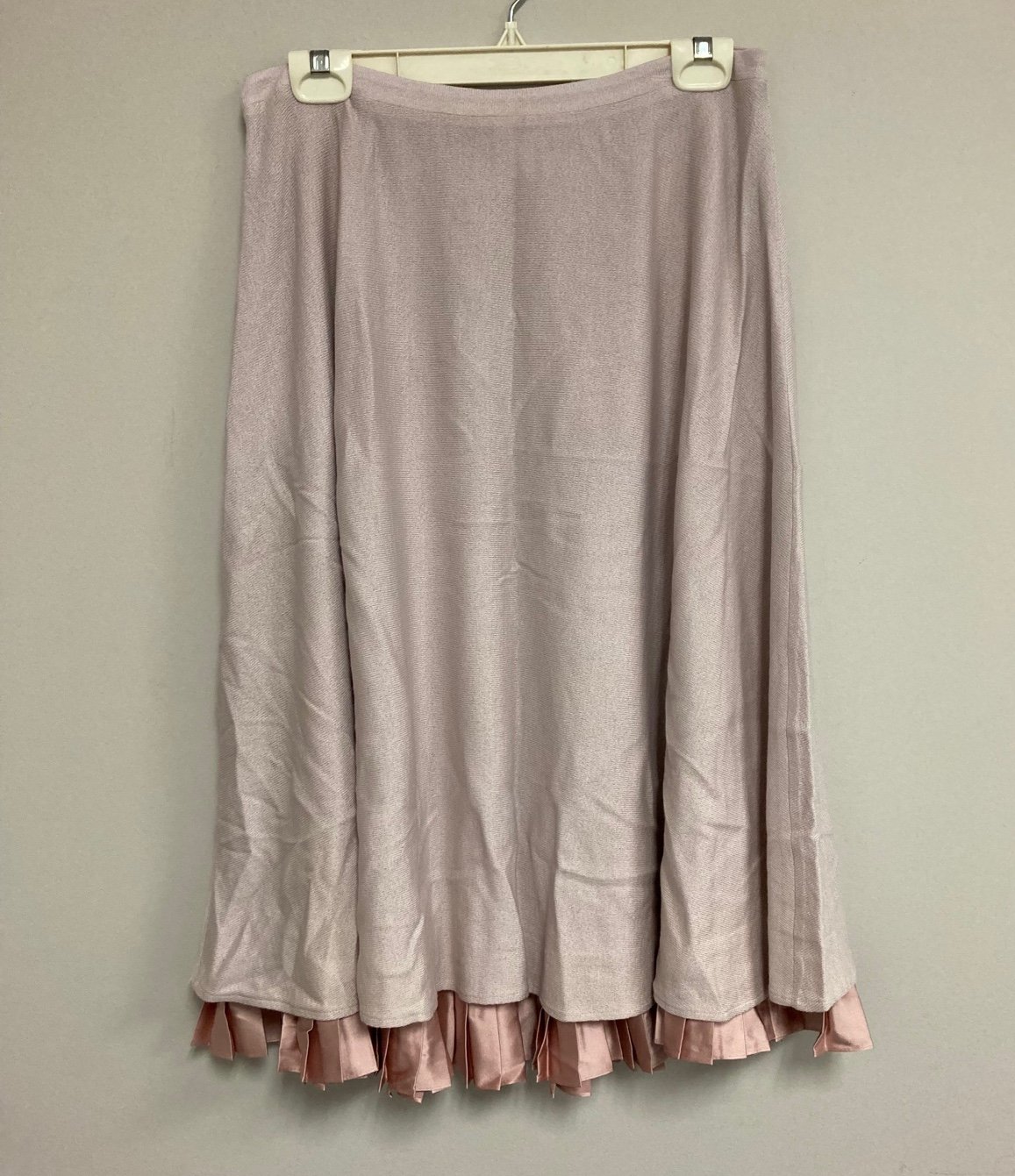 Vintage St John Collection Lined Blush Pink Nylon Skirt - Size 8