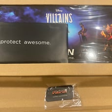 FiGPiN Disney Villains Deluxe Box Set 2022 Edition