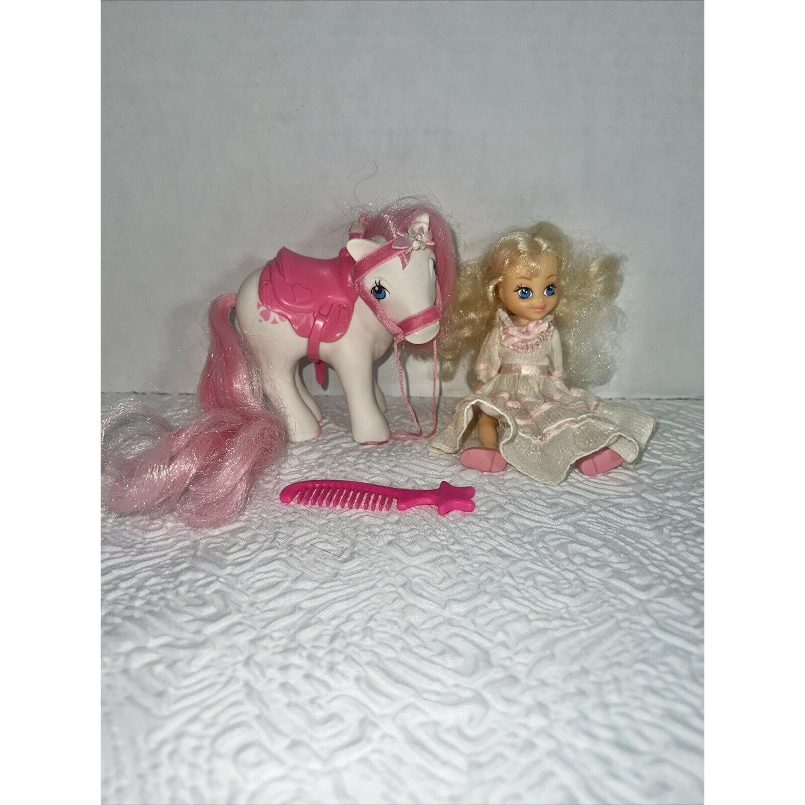 VTG Hasbro G1 My Little Pony Megan Doll and Sundance 1985 Outfit