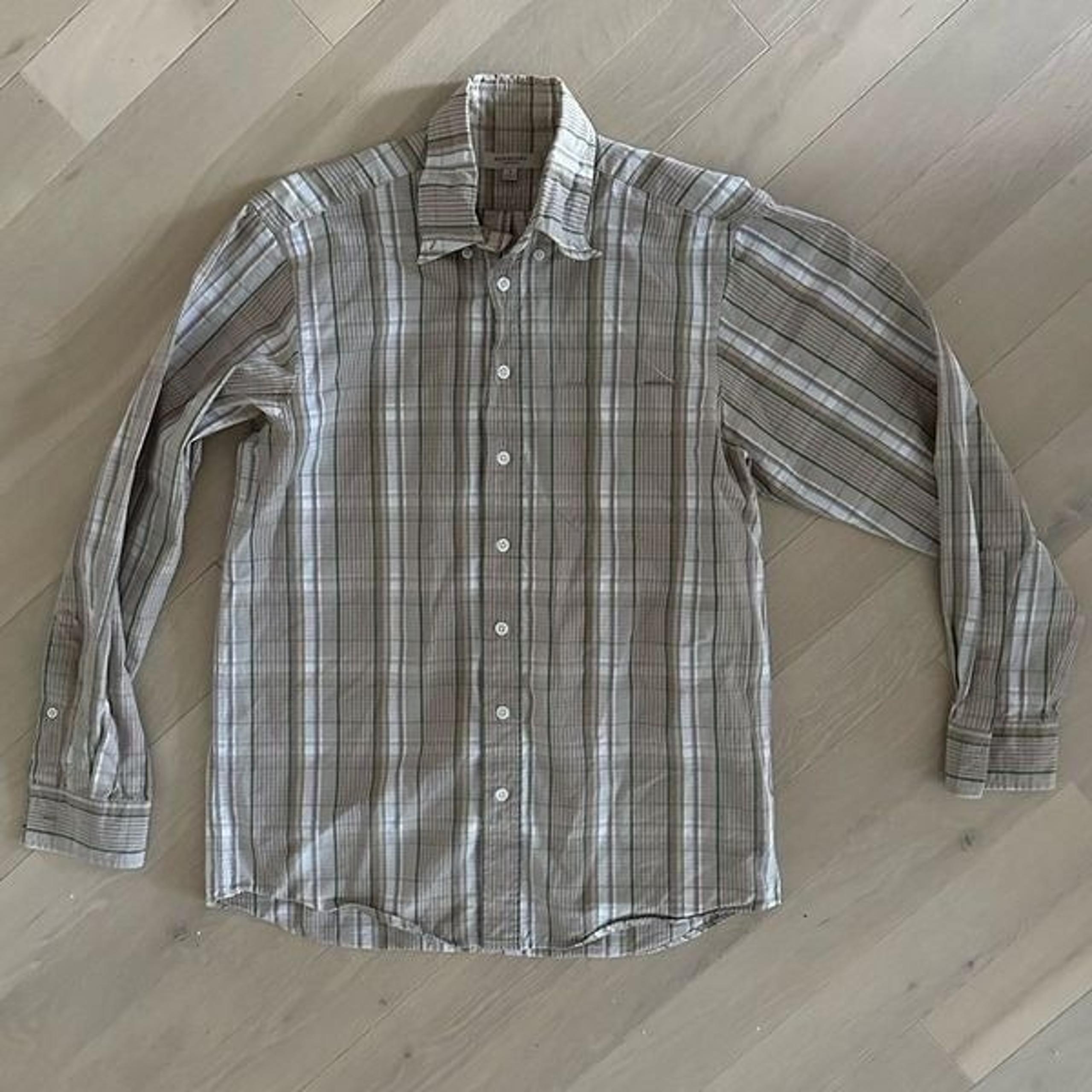 Burberry men’s beige checkered button down shirt