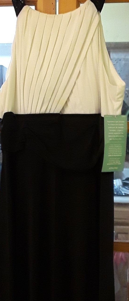 Jessica Howard evening dress