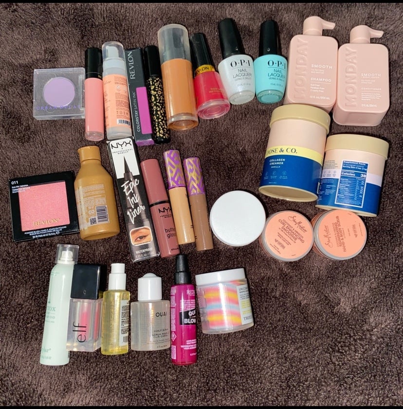 Zuru Mini Brands x Ulta Bundle Lot Set Makeup Lovers Replica Beauty Items 28 Pc