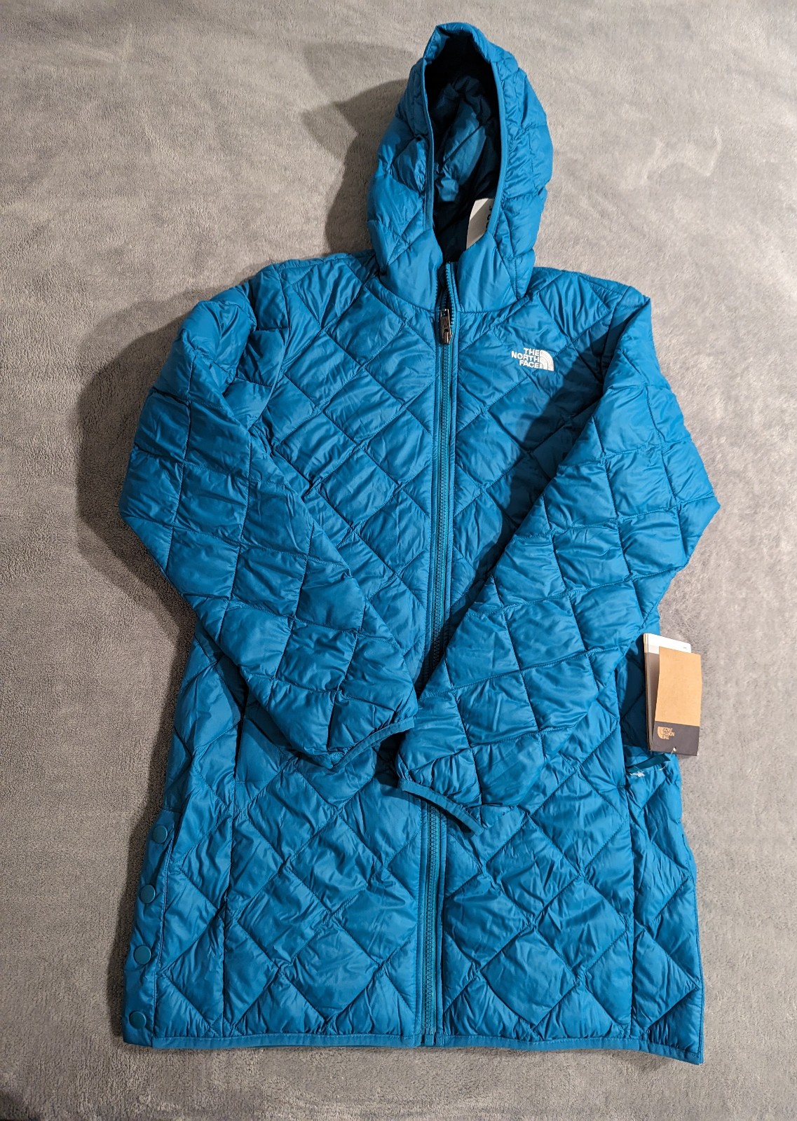 North Face Thermo Hooded Parka Jacket size XL or 14/16yrs