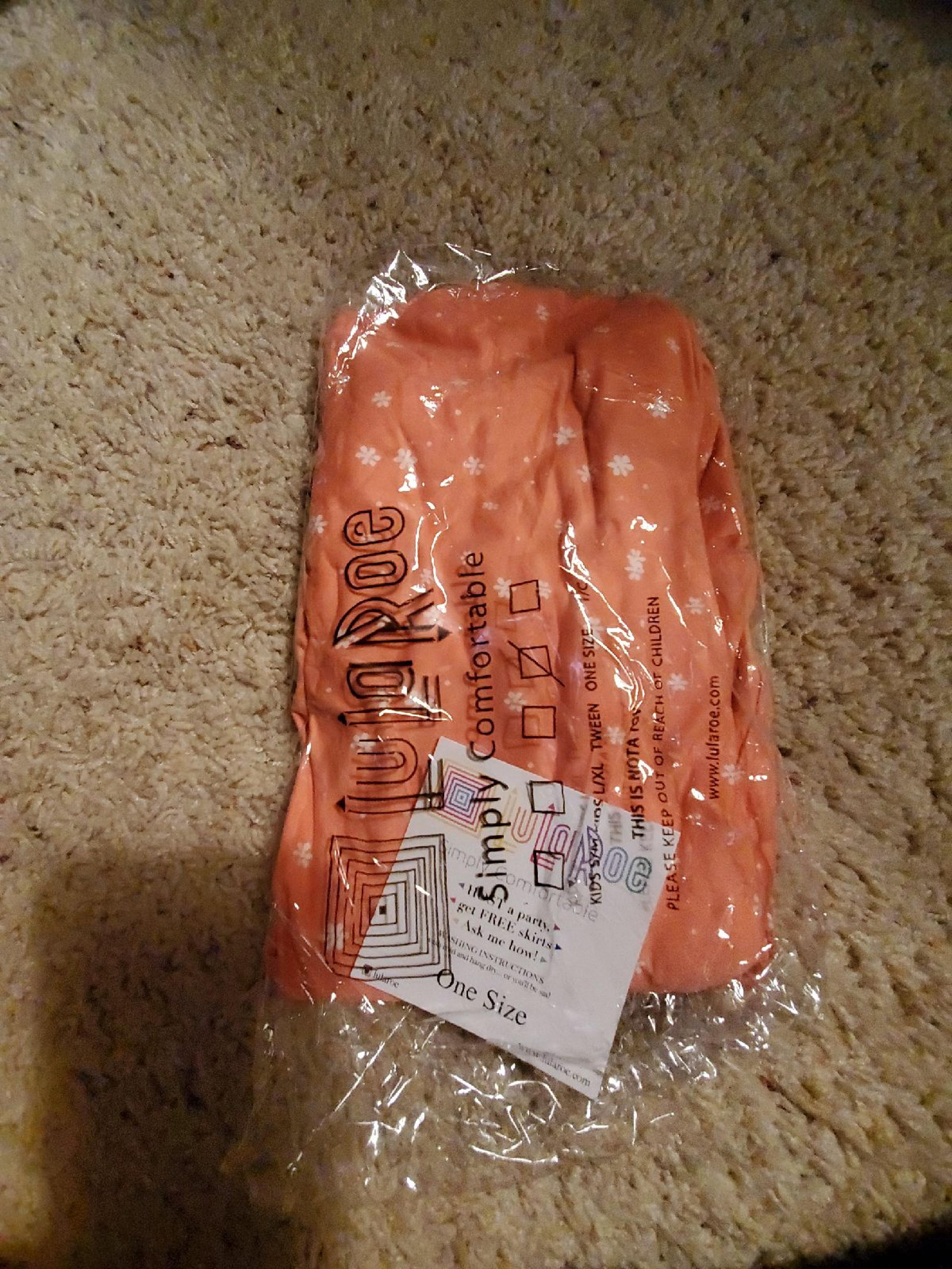 Lularoe One Size Leggings New
