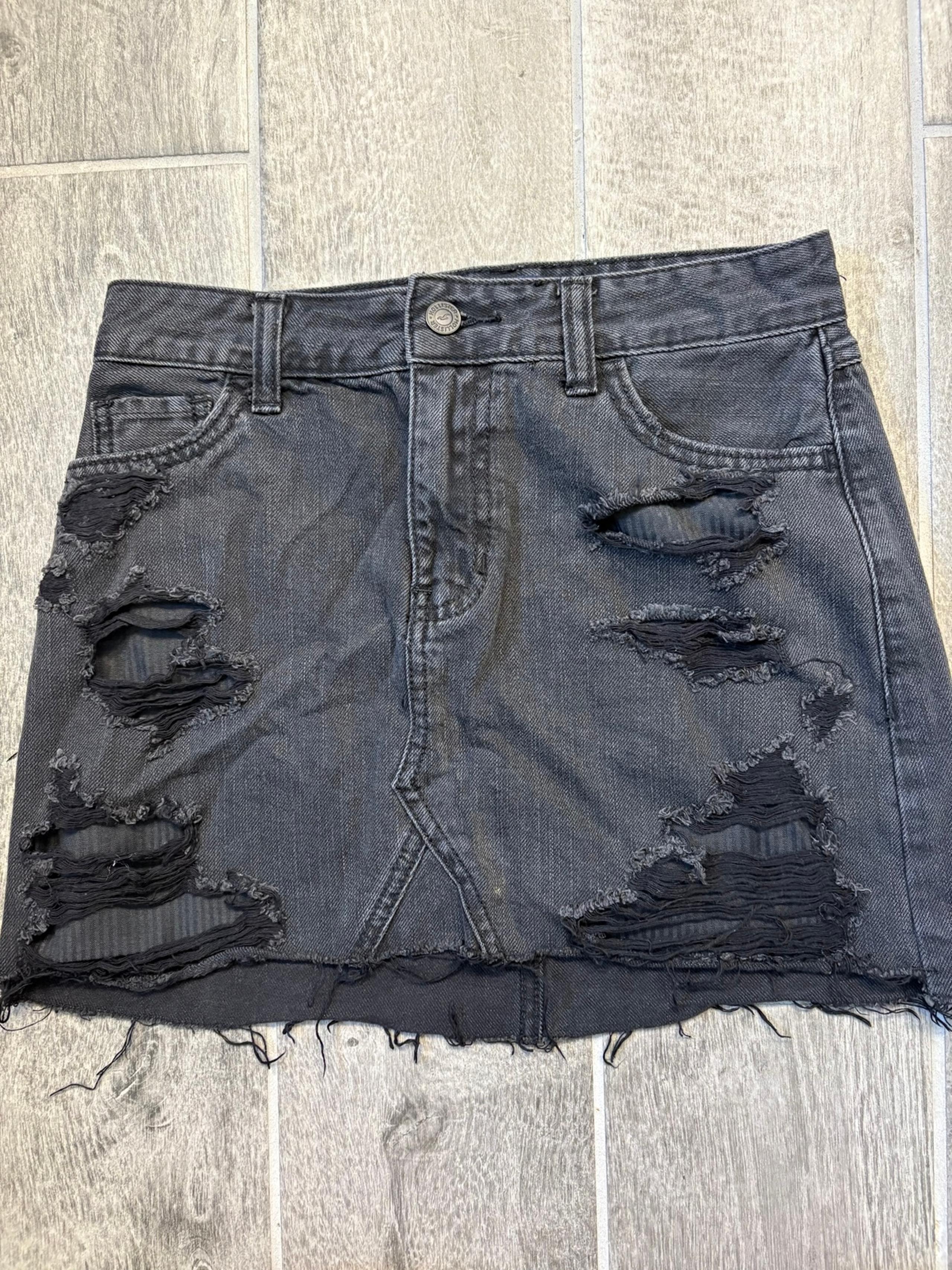 Black Denim Distressed Mini Skirt Hollister High Rise Size 1