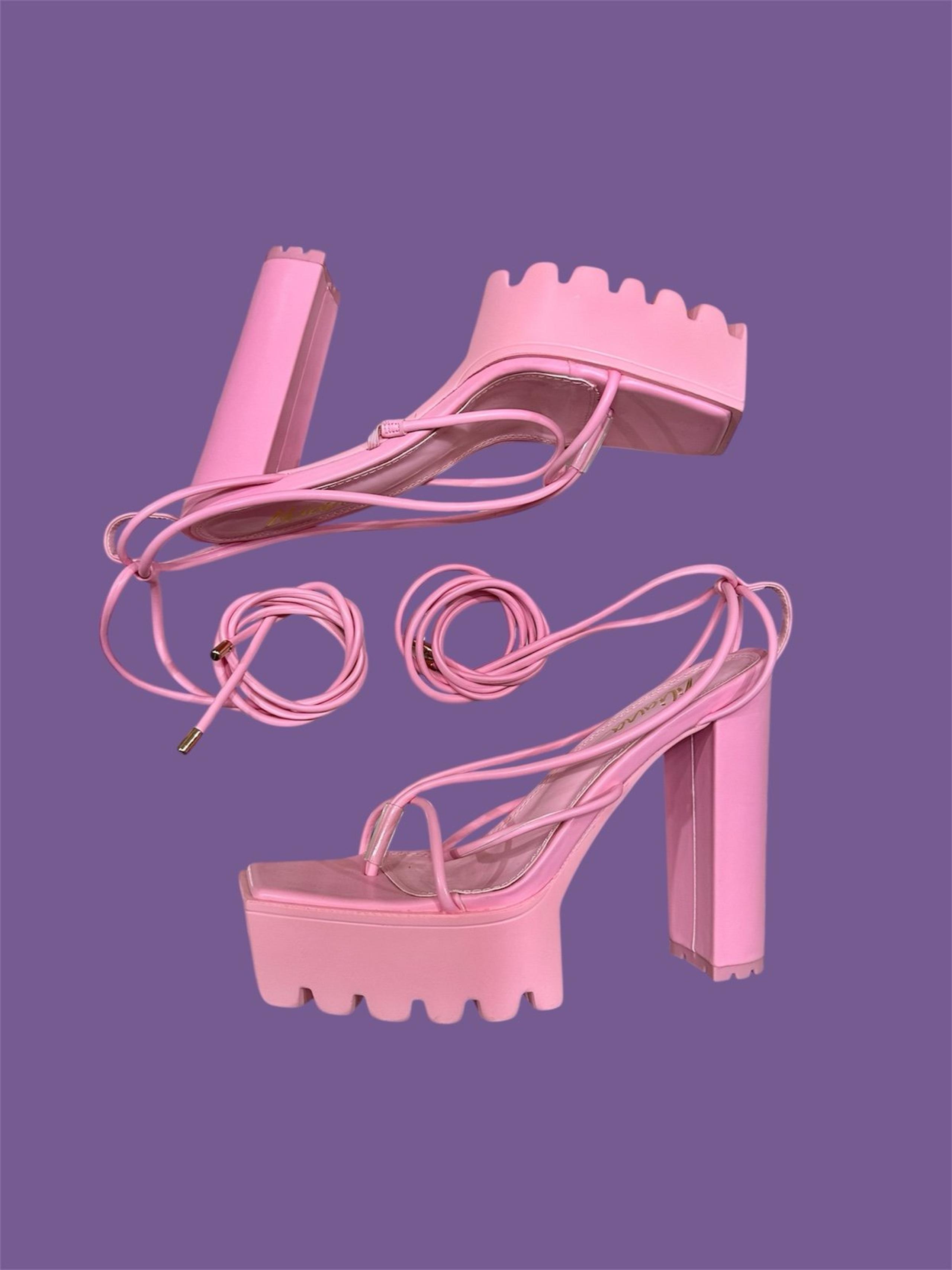 Liliana Strappy Platform Heels Women’s 9 Barbie Bubblegum Pink Y2K Gladiator