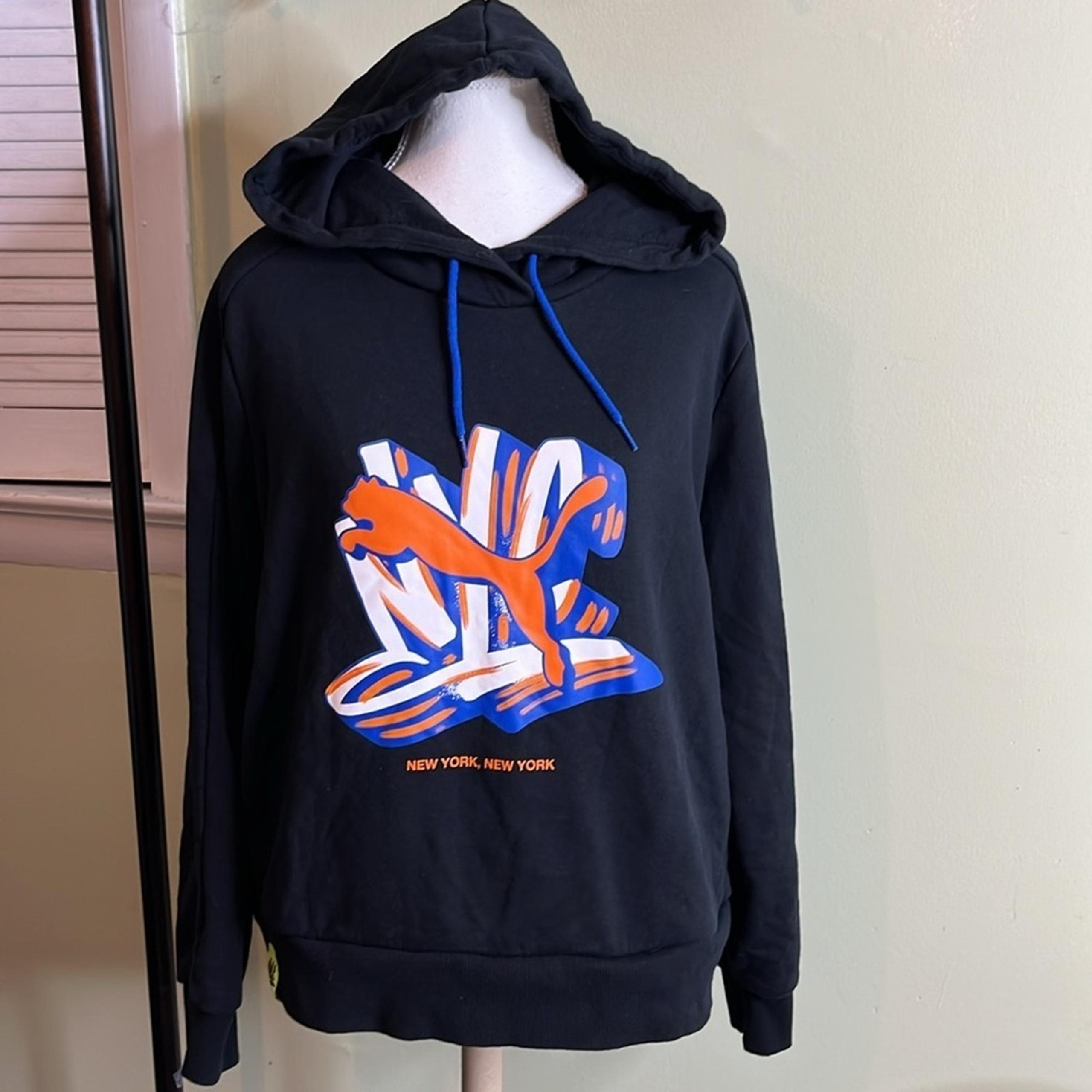 Puma Hoodie New York City Long Sleeve - front pockets
