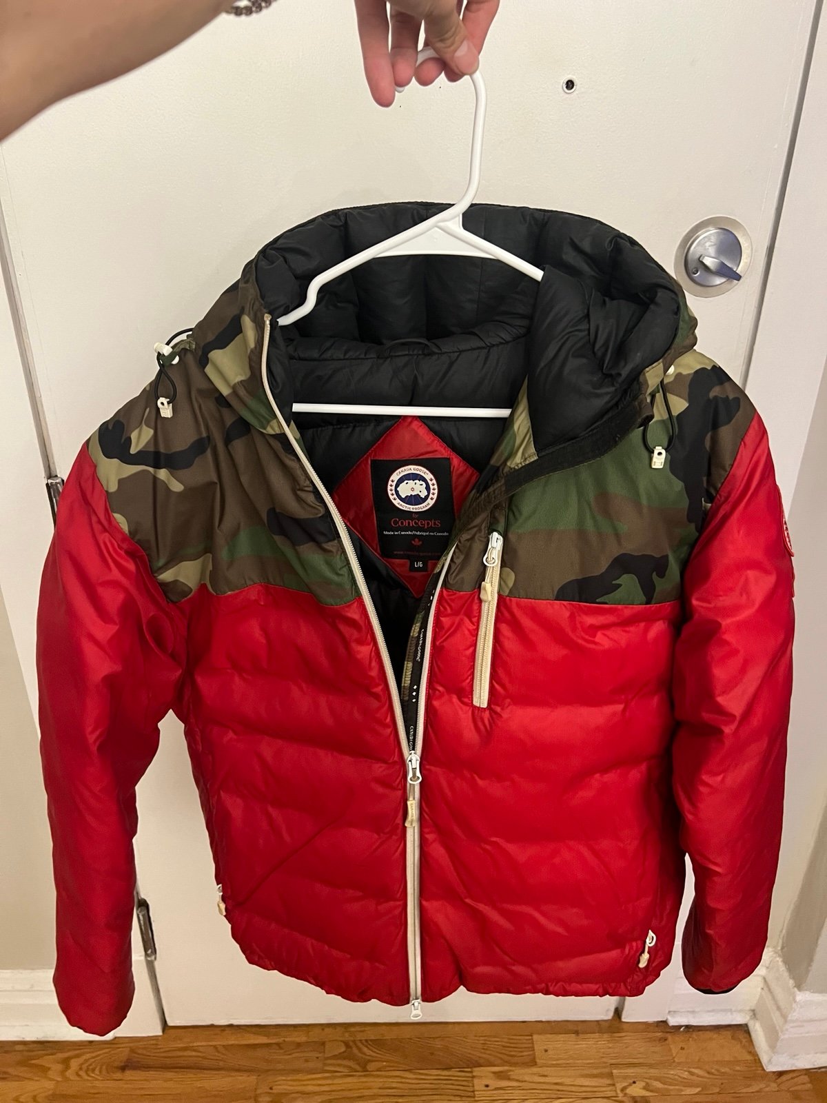 canadagoose men’s L