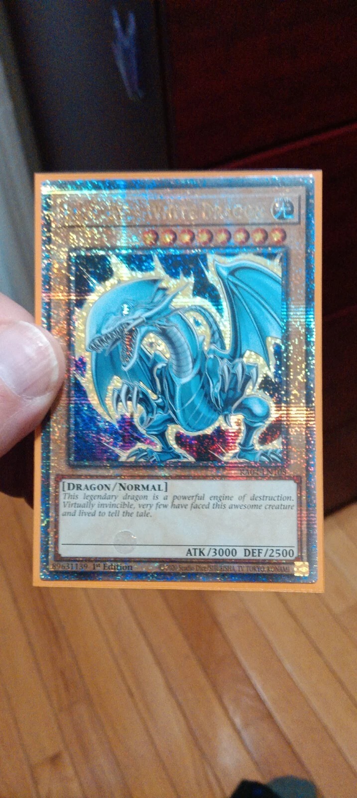 YuGiOh: Blue-Eyes White Dragon - QUARTER CENTURY SECRET RARE - Mint New RA04
