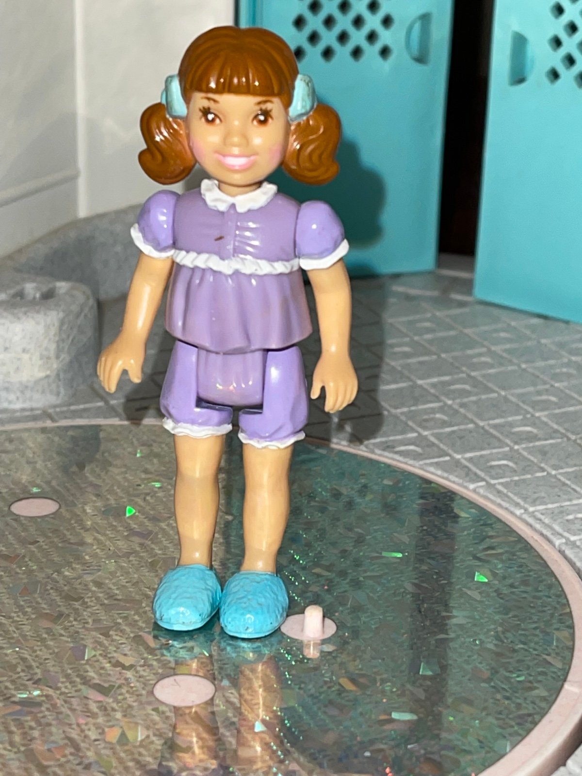PLAYSKOOL Dollhouse BRUNETTE PURPLE PAJAMA GIRL Playschool PIGTAILS Very Rare!