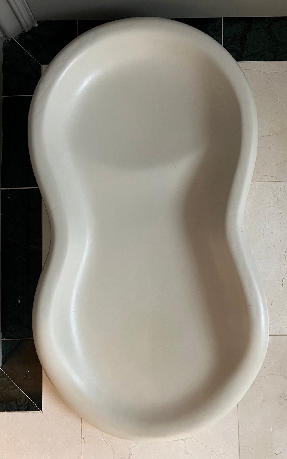 Keekaroo Peanut Changer (Vanilla)