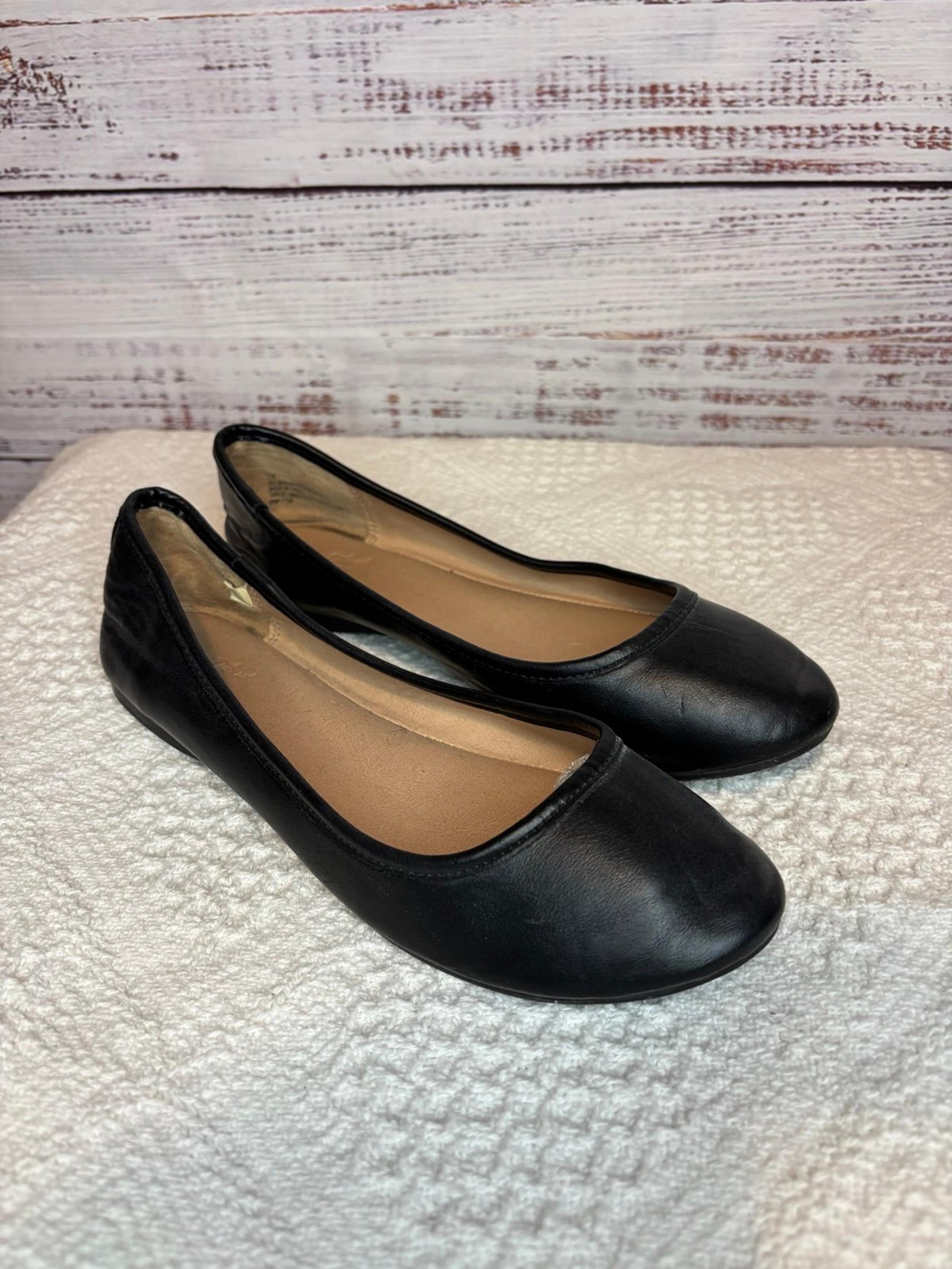 Universal Threads Ballet Flats Sz 7